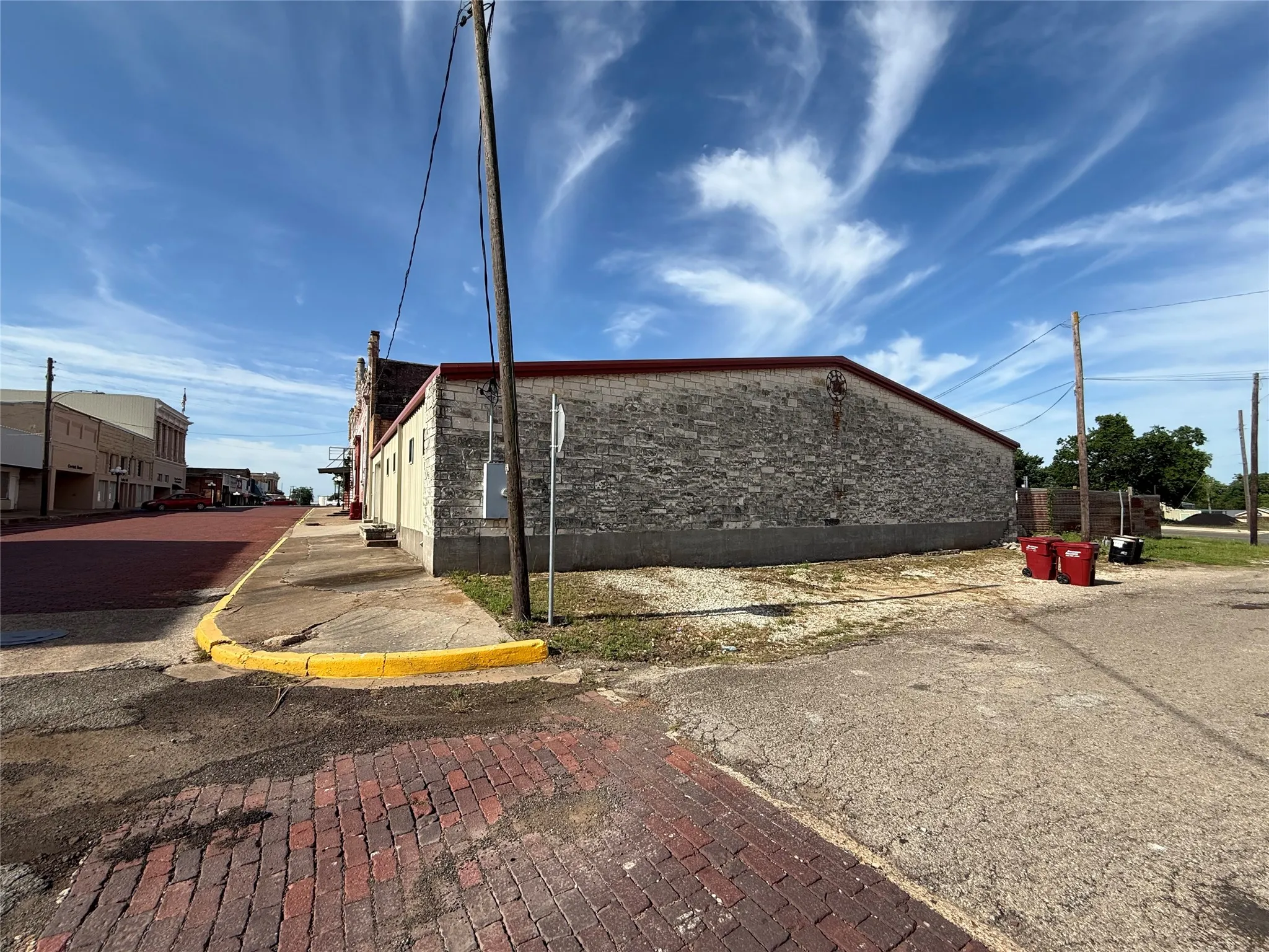 Business For Sale in Fannin County , 104 E Main Street, Honey Grove, Texas 75446, 0, 0, Garage spaces, 0 Sqft, built in 1900, Price $500,000, mls#21260242, Real Estate Agent in Honey Grove, Homes For Sale in Fannin county, Homes For Sale in Honey Grove, Realtor in Honey Grove Texas, Real Estate Brokerage Independent Realty Texas, Luminita Cordes Realtor