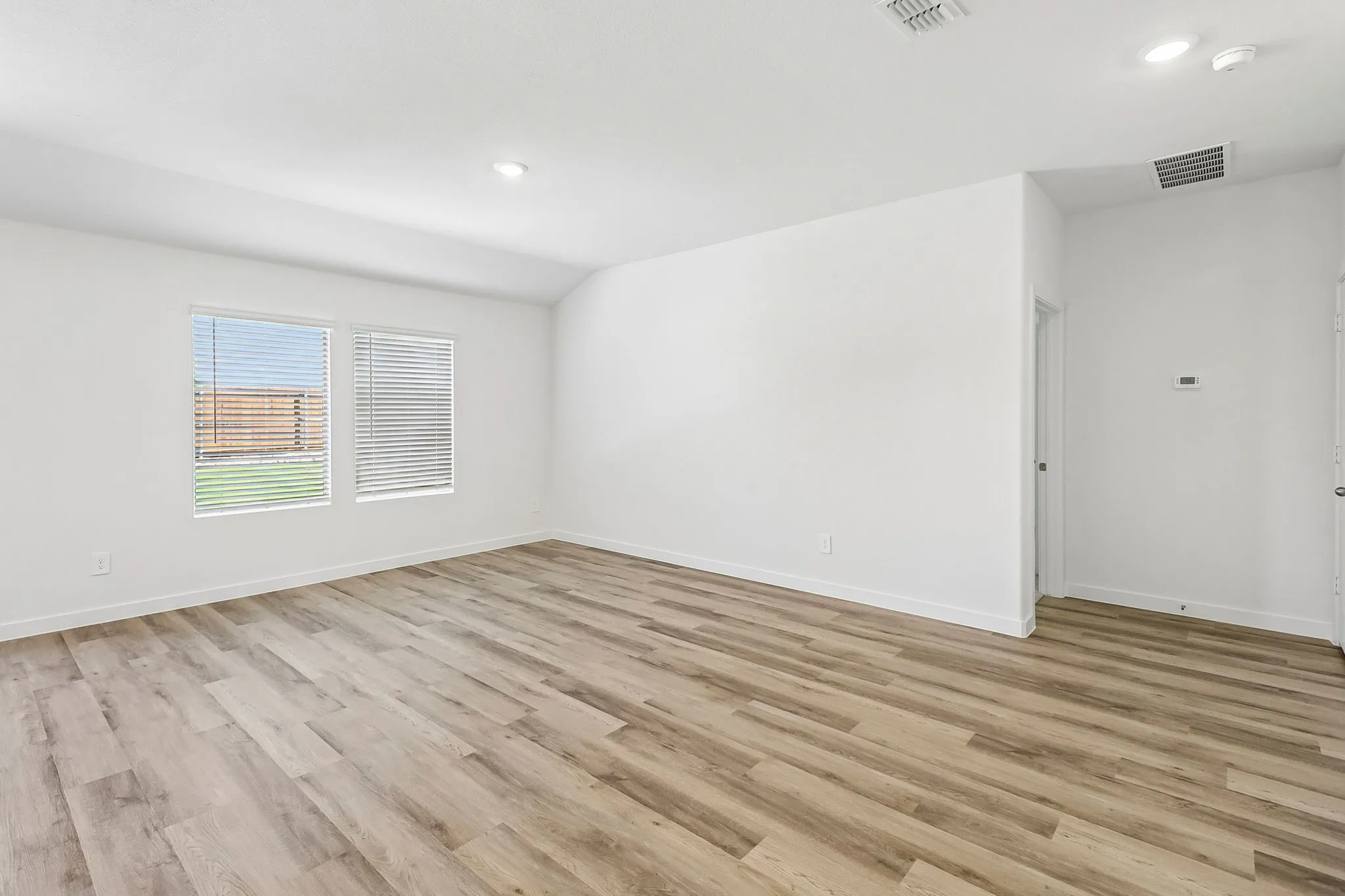 Single Family Residence For Sale in Collin County , 1015 Angel Street, Josephine, Texas 75173, 3 Bedroom, 2 Bathroom, 2 Garage spaces, 1,659 Sqft, built in 2026, mls#21262755, Real Estate Agent in Josephine, Homes For Sale in Collin county, Homes For Sale in Josephine, Realtor in Josephine Texas, Real Estate Brokerage Independent Realty Texas, Luminita Cordes Realtor