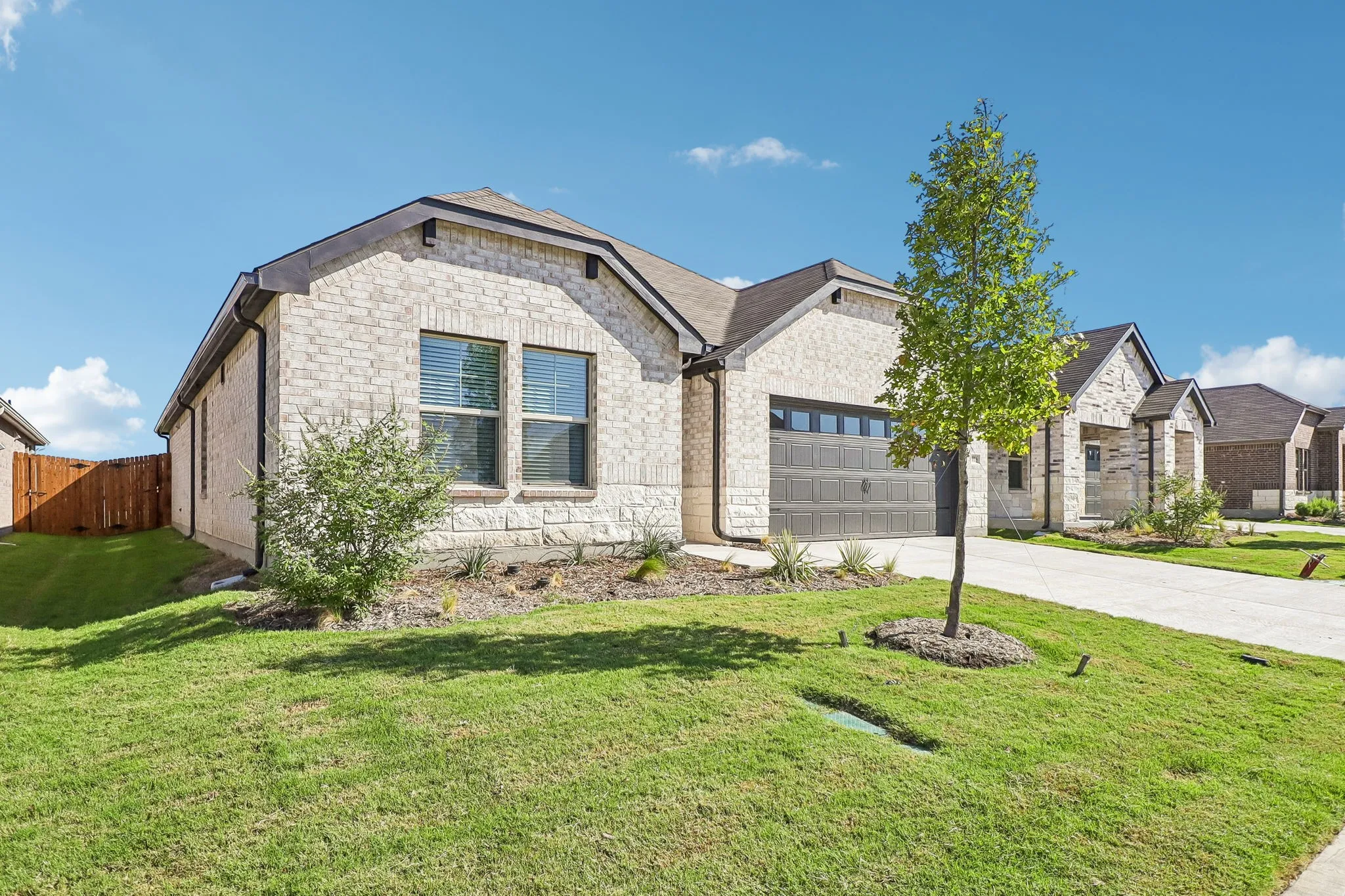 Single Family Residence For Sale in Collin County , 1015 Angel Street, Josephine, Texas 75173, 3 Bedroom, 2 Bathroom, 2 Garage spaces, 1,659 Sqft, built in 2026, mls#21262755, Real Estate Agent in Josephine, Homes For Sale in Collin county, Homes For Sale in Josephine, Realtor in Josephine Texas, Real Estate Brokerage Independent Realty Texas, Luminita Cordes Realtor