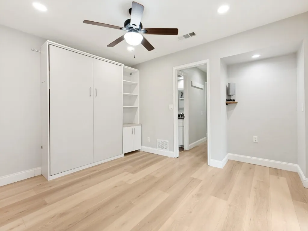 Single Family Residence For Sale in Dallas County , 16817 Rustic Meadows Drive, Dallas, Texas 75248, 3 Bedroom, 3 Bathroom, 2 Garage spaces, 2,190 Sqft, built in 1977, mls#21260717, Real Estate Agent in Dallas, Homes For Sale in Dallas county, Homes For Sale in Dallas, Realtor in Dallas Texas, Real Estate Brokerage Independent Realty Texas, Luminita Cordes Realtor
