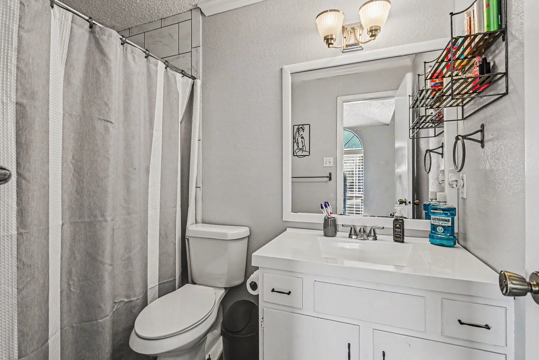 Single Family Residence For Sale in Tarrant County , 8553 James Court, White Settlement, Texas 76108, 3 Bedroom, 2 Bathroom, 2 Garage spaces, 1,287 Sqft, built in 1985, mls#21259810, Real Estate Agent in White Settlement, Homes For Sale in Tarrant county, Homes For Sale in White Settlement, Realtor in White Settlement Texas, Real Estate Brokerage Independent Realty Texas, Luminita Cordes Realtor