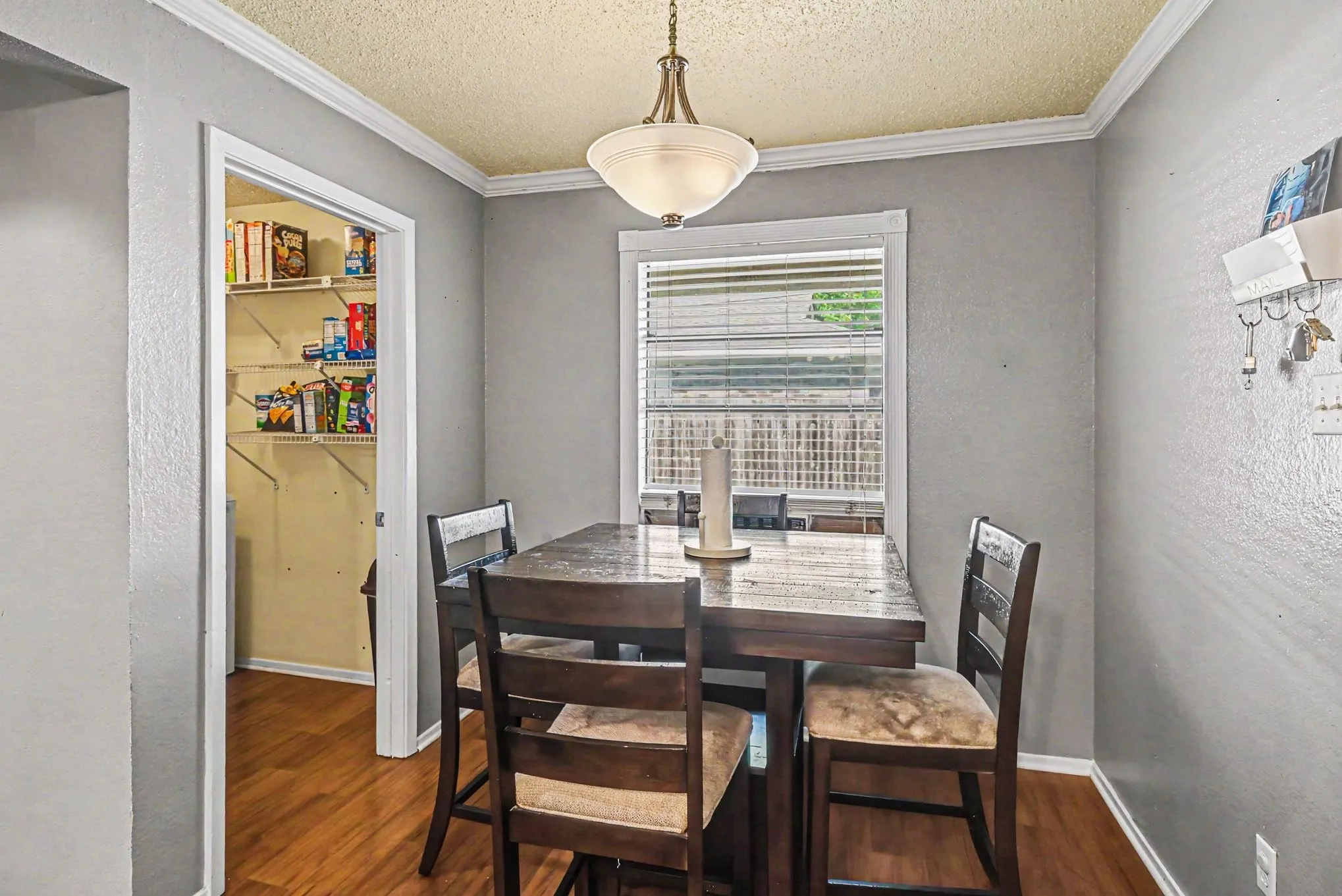 Single Family Residence For Sale in Tarrant County , 8553 James Court, White Settlement, Texas 76108, 3 Bedroom, 2 Bathroom, 2 Garage spaces, 1,287 Sqft, built in 1985, mls#21259810, Real Estate Agent in White Settlement, Homes For Sale in Tarrant county, Homes For Sale in White Settlement, Realtor in White Settlement Texas, Real Estate Brokerage Independent Realty Texas, Luminita Cordes Realtor