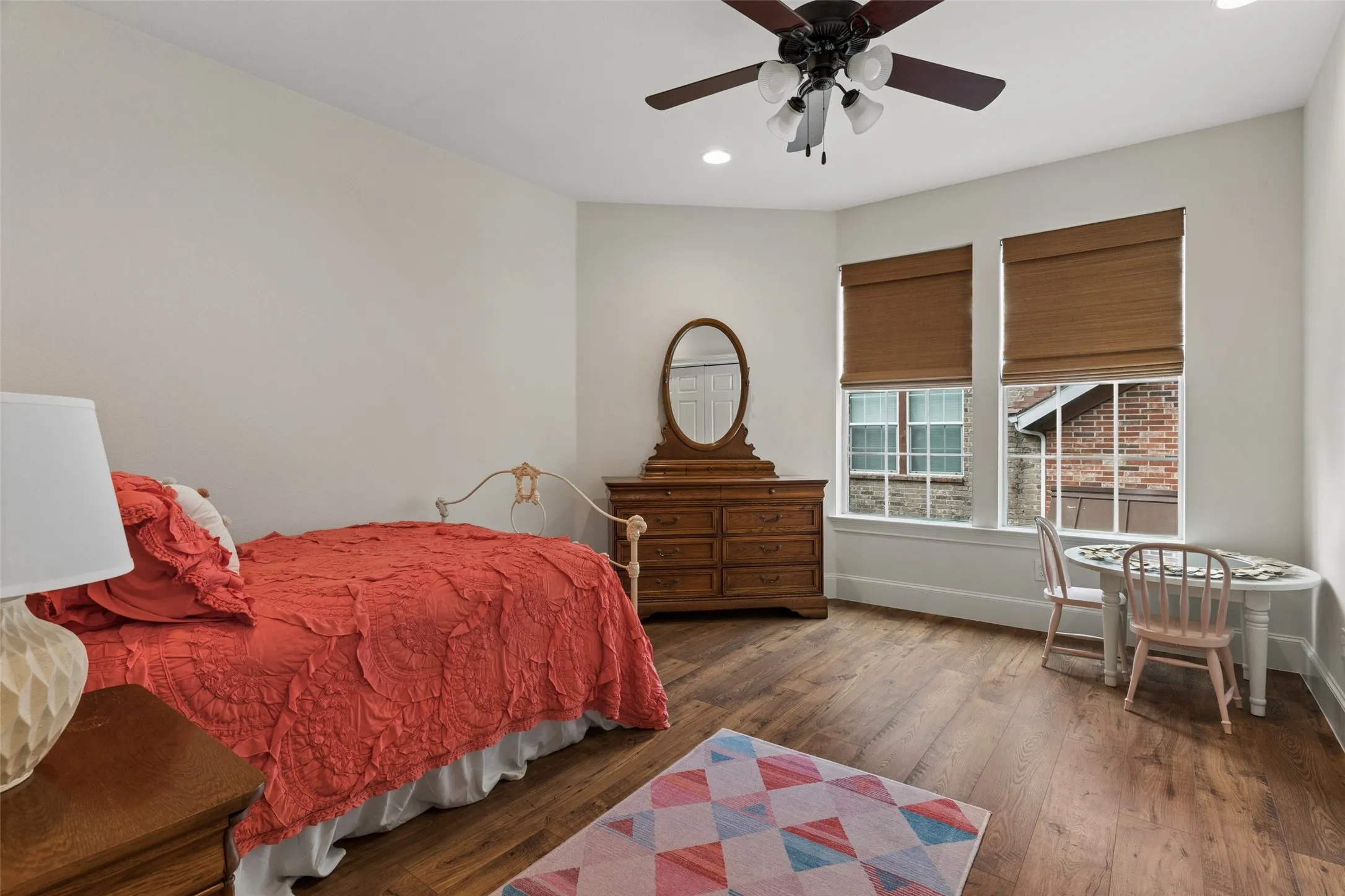 Condominium For Sale in Dallas County , 1600 Abrams Road 22, Dallas, Texas 75214, 3 Bedroom, 3 Bathroom, 2 Garage spaces, 2,100 Sqft, built in 2005, mls#21260231, Real Estate Agent in Dallas, Homes For Sale in Dallas county, Homes For Sale in Dallas, Realtor in Dallas Texas, Real Estate Brokerage Independent Realty Texas, Luminita Cordes Realtor