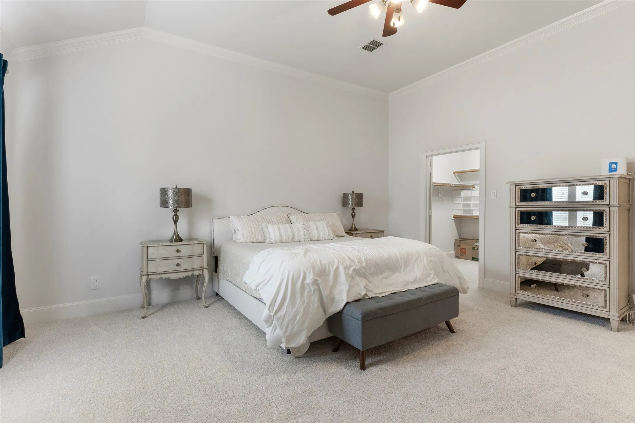 Condominium For Sale in Dallas County , 1600 Abrams Road 22, Dallas, Texas 75214, 3 Bedroom, 3 Bathroom, 2 Garage spaces, 2,100 Sqft, built in 2005, mls#21260231, Real Estate Agent in Dallas, Homes For Sale in Dallas county, Homes For Sale in Dallas, Realtor in Dallas Texas, Real Estate Brokerage Independent Realty Texas, Luminita Cordes Realtor