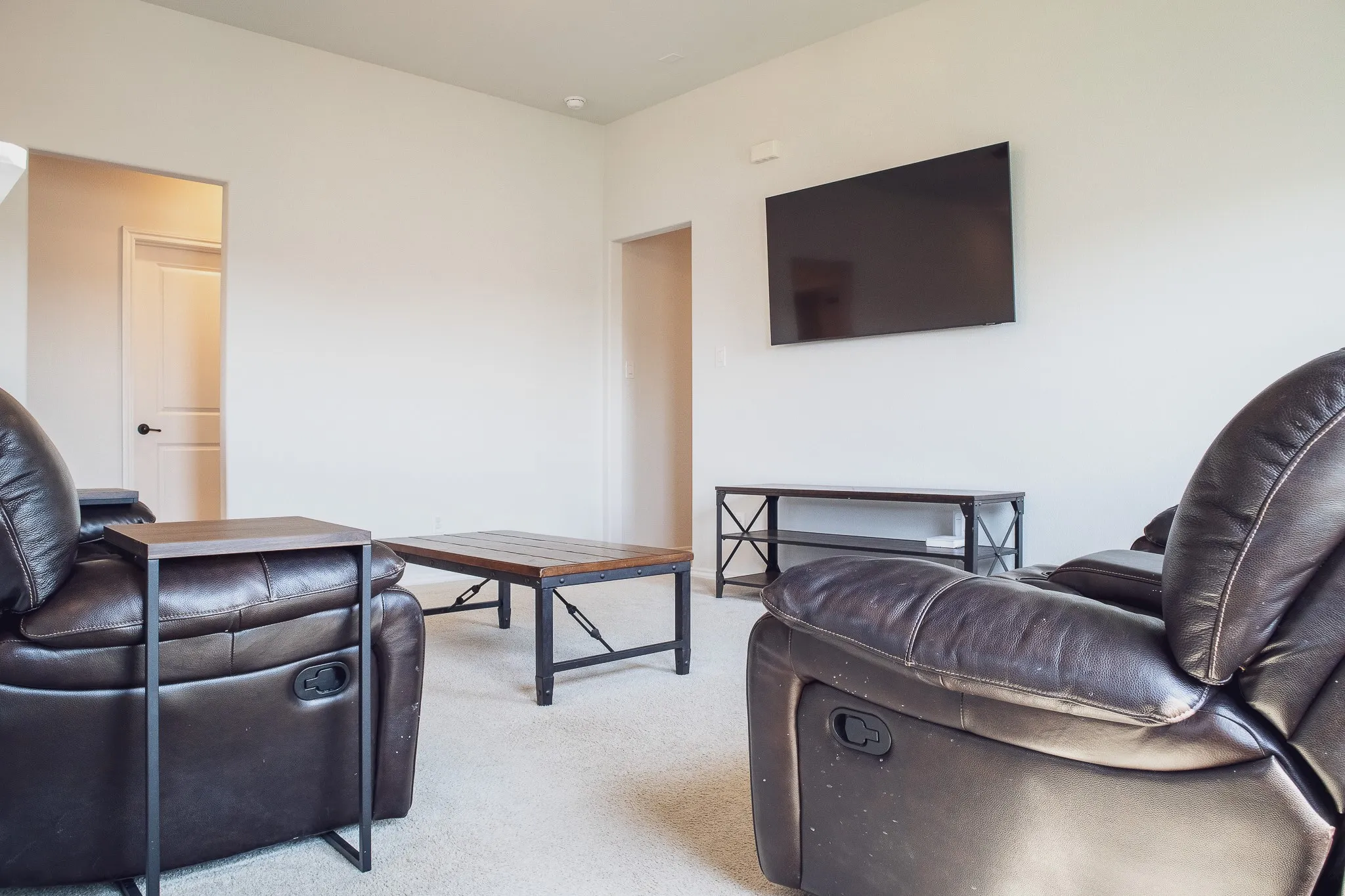 Single Family Residence For Sale in Kaufman County , 4036 Aurora Lane, Forney, Texas 75126, 4 Bedrooms, 3 Bathrooms, 2 Garage spaces, 2,631 Sqft, built in 2021, Price $299,999, mls#21263051, Real Estate Agent in Forney, Homes For Sale in Kaufman county, Homes For Sale in Forney, Realtor in Forney Texas, Real Estate Brokerage Independent Realty Texas, Luminita Cordes Realtor