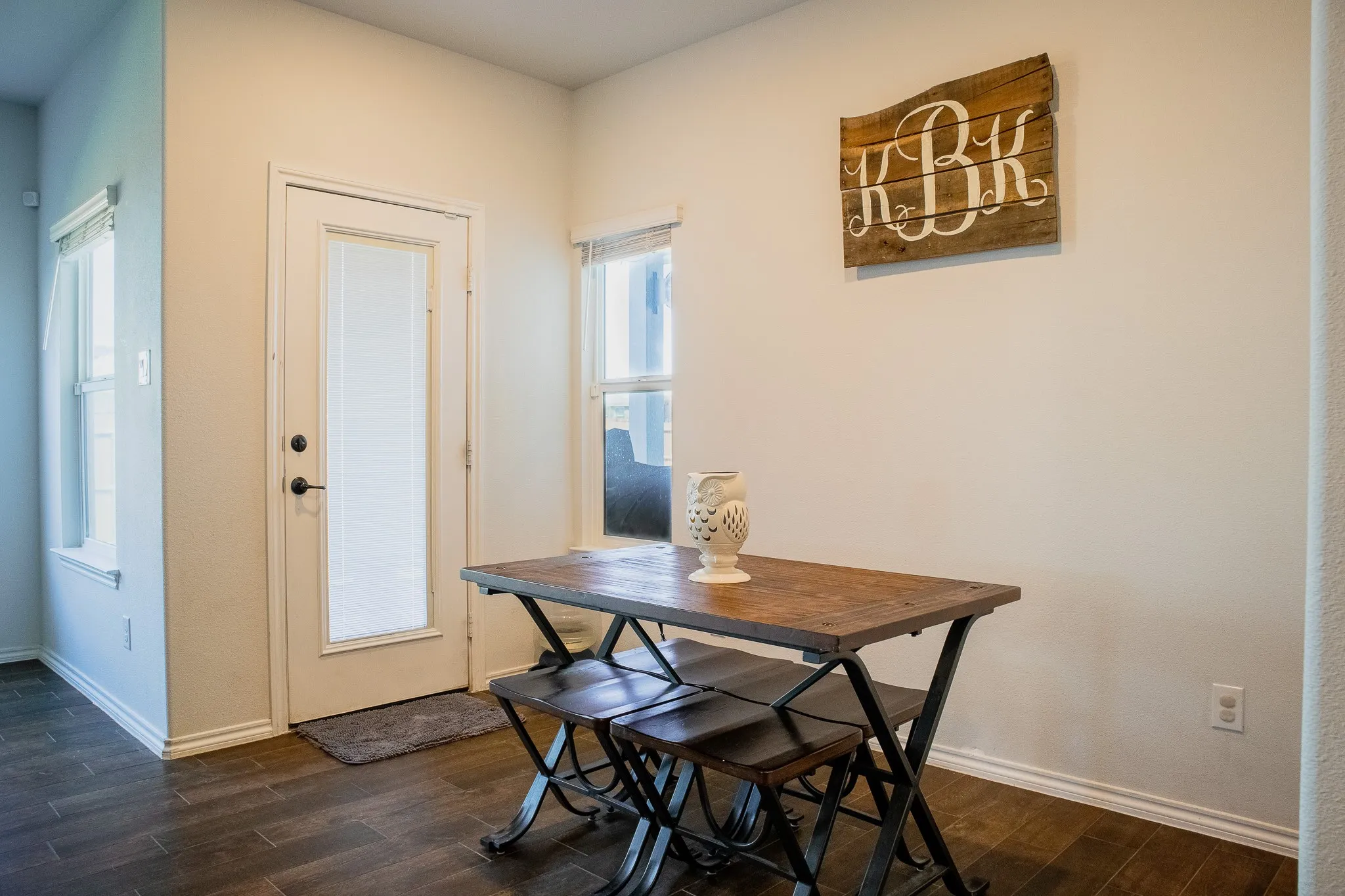 Single Family Residence For Sale in Kaufman County , 4036 Aurora Lane, Forney, Texas 75126, 4 Bedrooms, 3 Bathrooms, 2 Garage spaces, 2,631 Sqft, built in 2021, Price $299,999, mls#21263051, Real Estate Agent in Forney, Homes For Sale in Kaufman county, Homes For Sale in Forney, Realtor in Forney Texas, Real Estate Brokerage Independent Realty Texas, Luminita Cordes Realtor