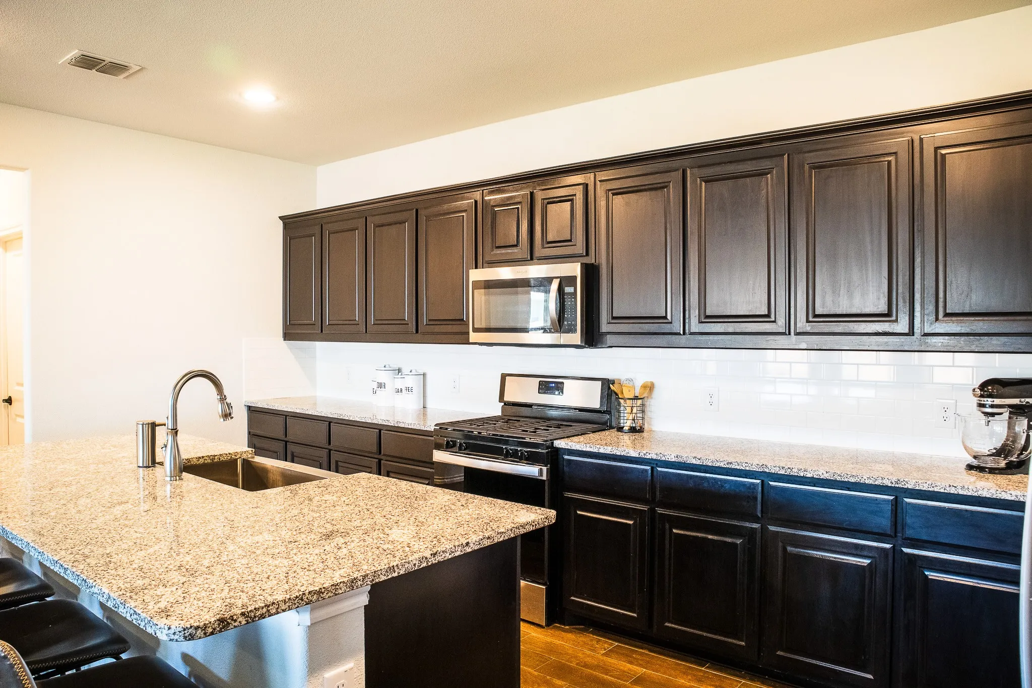 Single Family Residence For Sale in Kaufman County , 4036 Aurora Lane, Forney, Texas 75126, 4 Bedrooms, 3 Bathrooms, 2 Garage spaces, 2,631 Sqft, built in 2021, Price $299,999, mls#21263051, Real Estate Agent in Forney, Homes For Sale in Kaufman county, Homes For Sale in Forney, Realtor in Forney Texas, Real Estate Brokerage Independent Realty Texas, Luminita Cordes Realtor