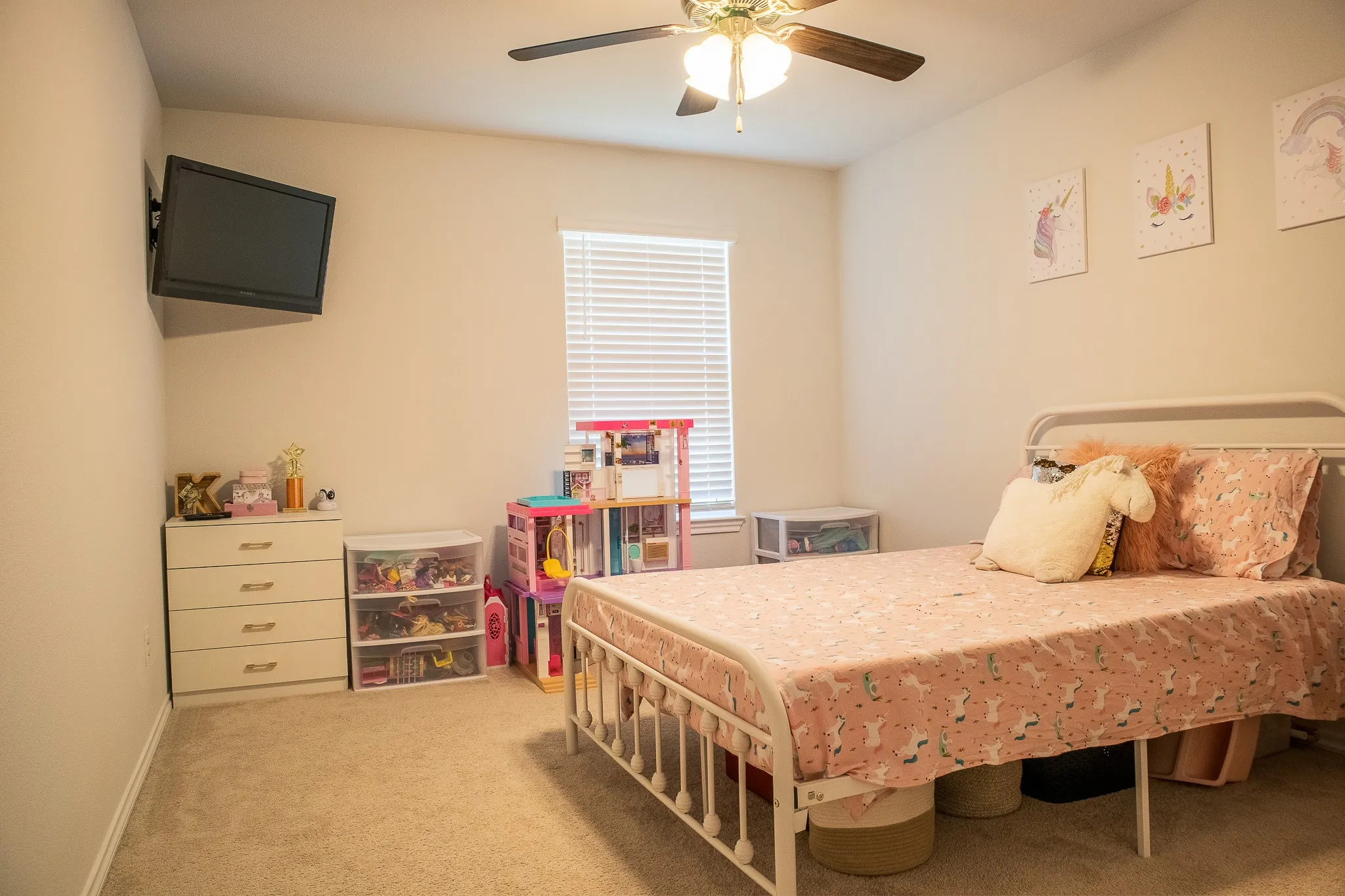Single Family Residence For Sale in Kaufman County , 4036 Aurora Lane, Forney, Texas 75126, 4 Bedrooms, 3 Bathrooms, 2 Garage spaces, 2,631 Sqft, built in 2021, Price $299,999, mls#21263051, Real Estate Agent in Forney, Homes For Sale in Kaufman county, Homes For Sale in Forney, Realtor in Forney Texas, Real Estate Brokerage Independent Realty Texas, Luminita Cordes Realtor