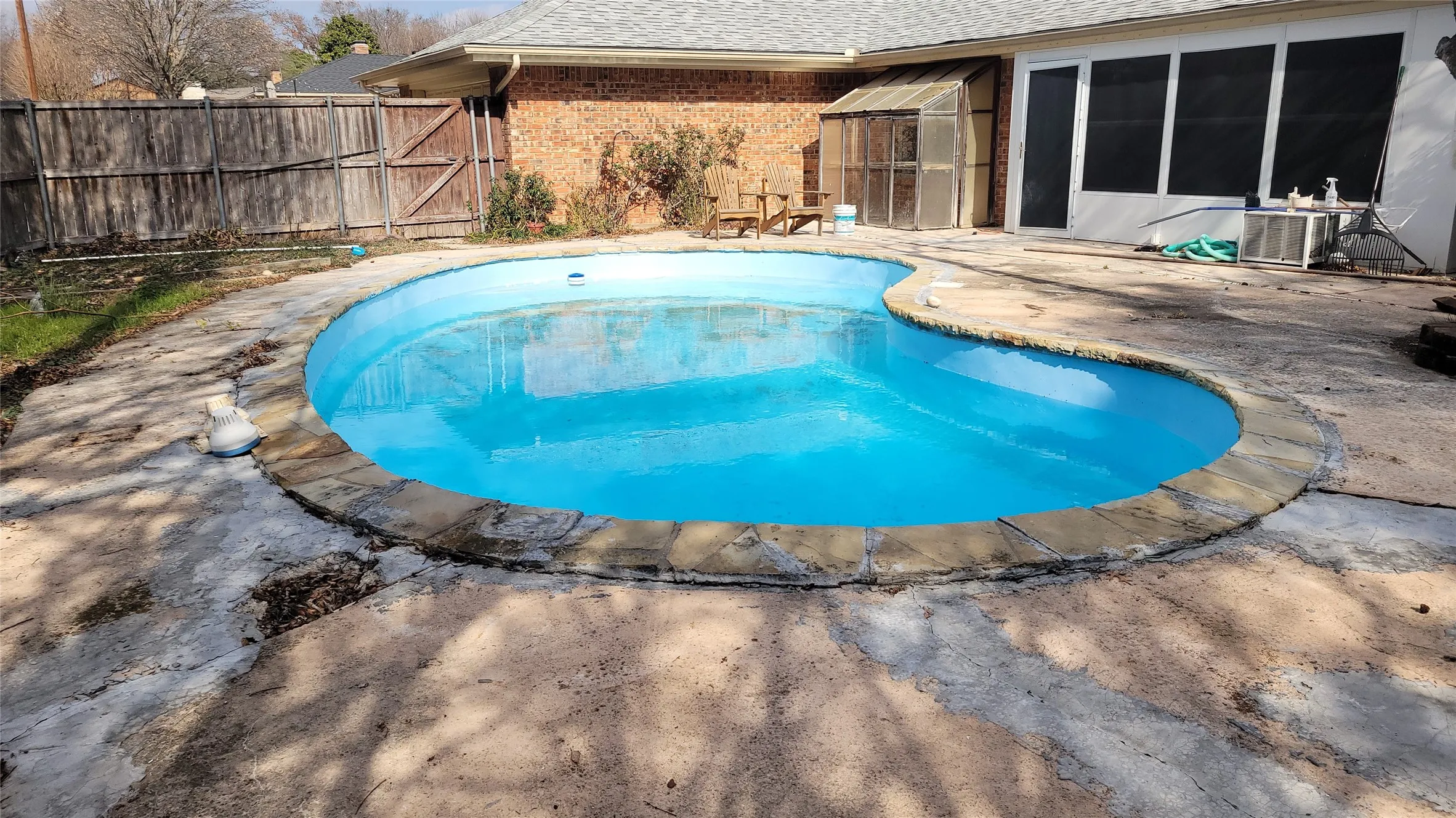 Single Family Residence For Sale in Dallas County , 1333 Thunderbrook Drive, De Soto, Texas 75115, 4 Bedrooms, 3 Bathrooms, 2 Garage spaces, 2,738 Sqft, built in 1976, Price $378,500, mls#21261133, Real Estate Agent in De Soto, Homes For Sale in Dallas county, Homes For Sale in De Soto, Realtor in De Soto Texas, Real Estate Brokerage Independent Realty Texas, Luminita Cordes Realtor