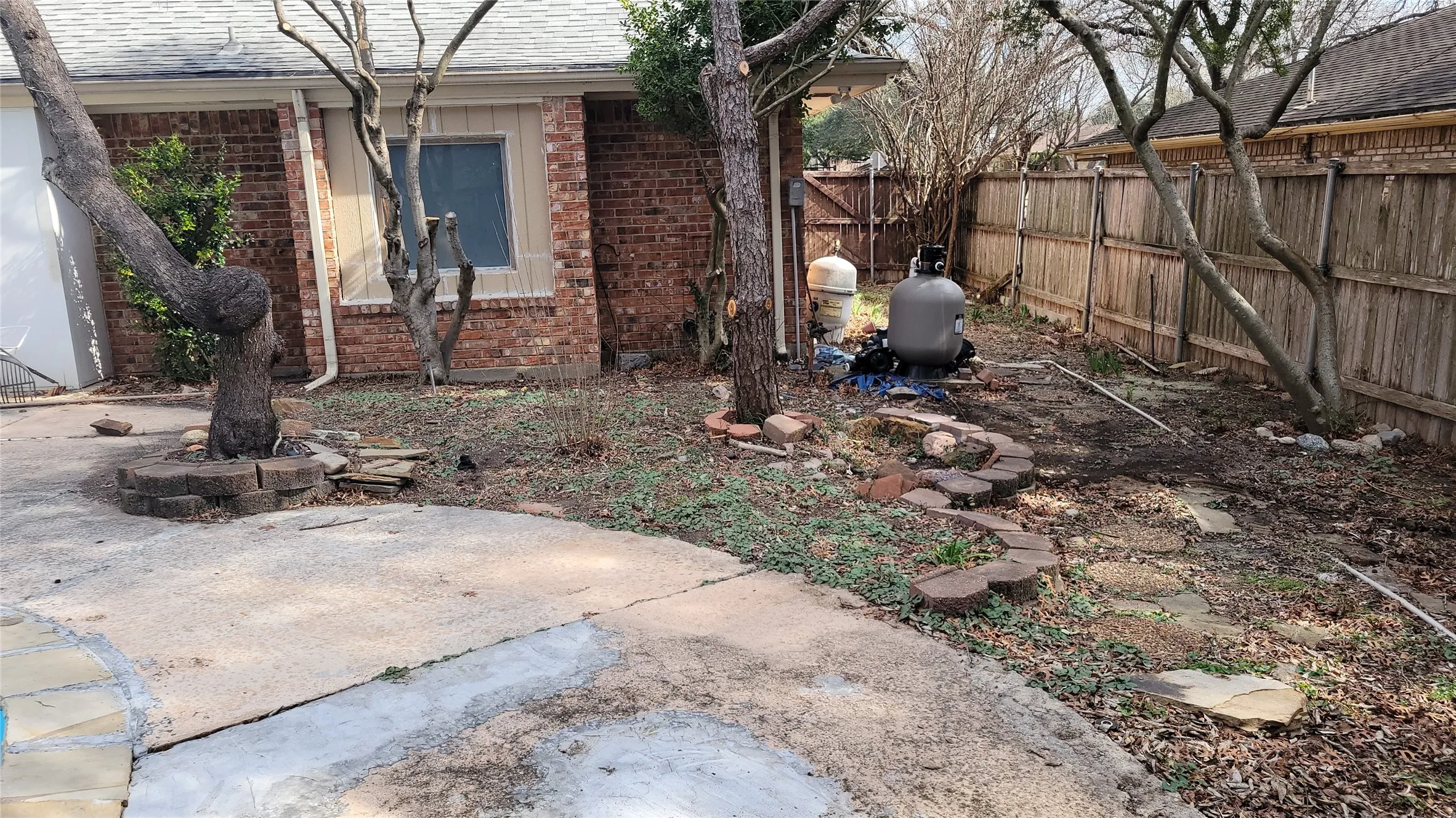 Single Family Residence For Sale in Dallas County , 1333 Thunderbrook Drive, De Soto, Texas 75115, 4 Bedrooms, 3 Bathrooms, 2 Garage spaces, 2,738 Sqft, built in 1976, Price $378,500, mls#21261133, Real Estate Agent in De Soto, Homes For Sale in Dallas county, Homes For Sale in De Soto, Realtor in De Soto Texas, Real Estate Brokerage Independent Realty Texas, Luminita Cordes Realtor
