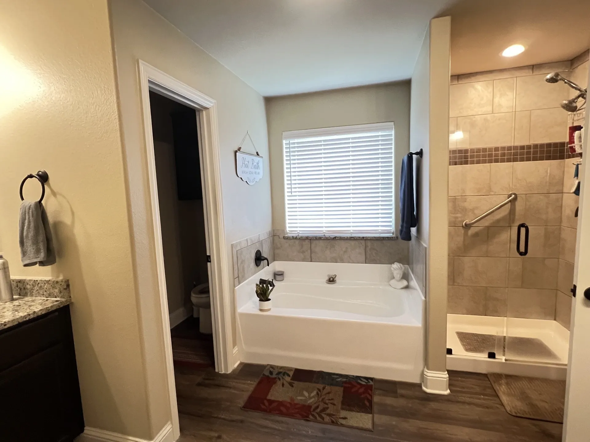 Single Family Residence For Sale in Grayson County , 1313 Ascot Avenue, Sherman, Texas 75092, 3 Bedroom, 2 Bathroom, 2 Garage spaces, 1,818 Sqft, built in 2020, mls#21263169, Real Estate Agent in Sherman, Homes For Sale in Grayson county, Homes For Sale in Sherman, Realtor in Sherman Texas, Real Estate Brokerage Independent Realty Texas, Luminita Cordes Realtor