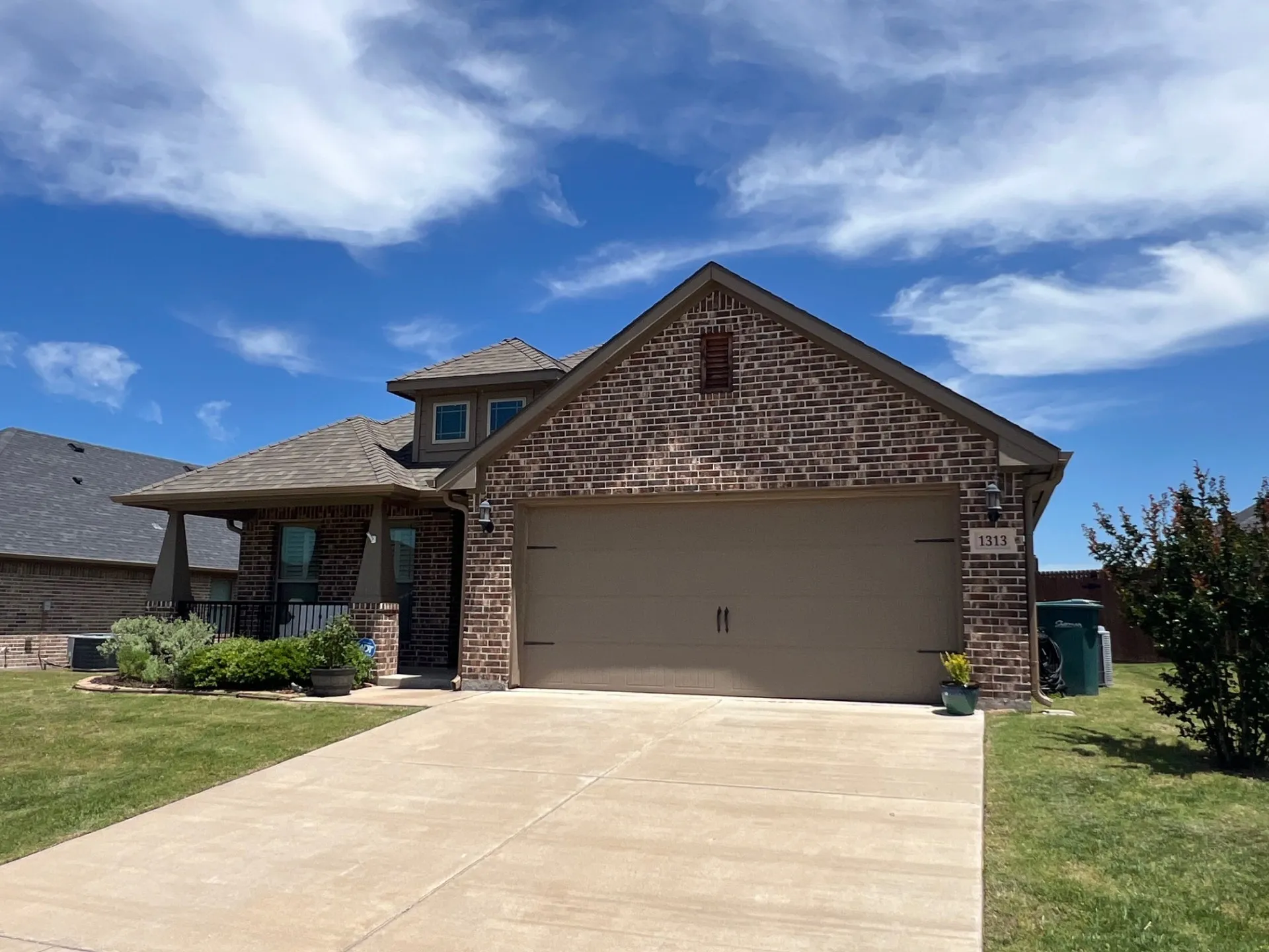 Single Family Residence For Sale in Grayson County , 1313 Ascot Avenue, Sherman, Texas 75092, 3 Bedroom, 2 Bathroom, 2 Garage spaces, 1,818 Sqft, built in 2020, mls#21263169, Real Estate Agent in Sherman, Homes For Sale in Grayson county, Homes For Sale in Sherman, Realtor in Sherman Texas, Real Estate Brokerage Independent Realty Texas, Luminita Cordes Realtor