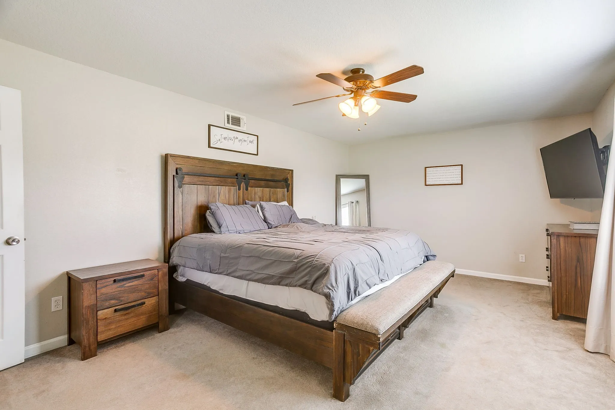 Single Family Residence For Sale in Parker County , 4435 S FM 113, Millsap, Texas 76066, 3 Bedroom, 3 Bathroom, Garage spaces, 1,820 Sqft, built in 1986, mls#21263111, Real Estate Agent in Millsap, Homes For Sale in Parker county, Homes For Sale in Millsap, Realtor in Millsap Texas, Real Estate Brokerage Independent Realty Texas, Luminita Cordes Realtor