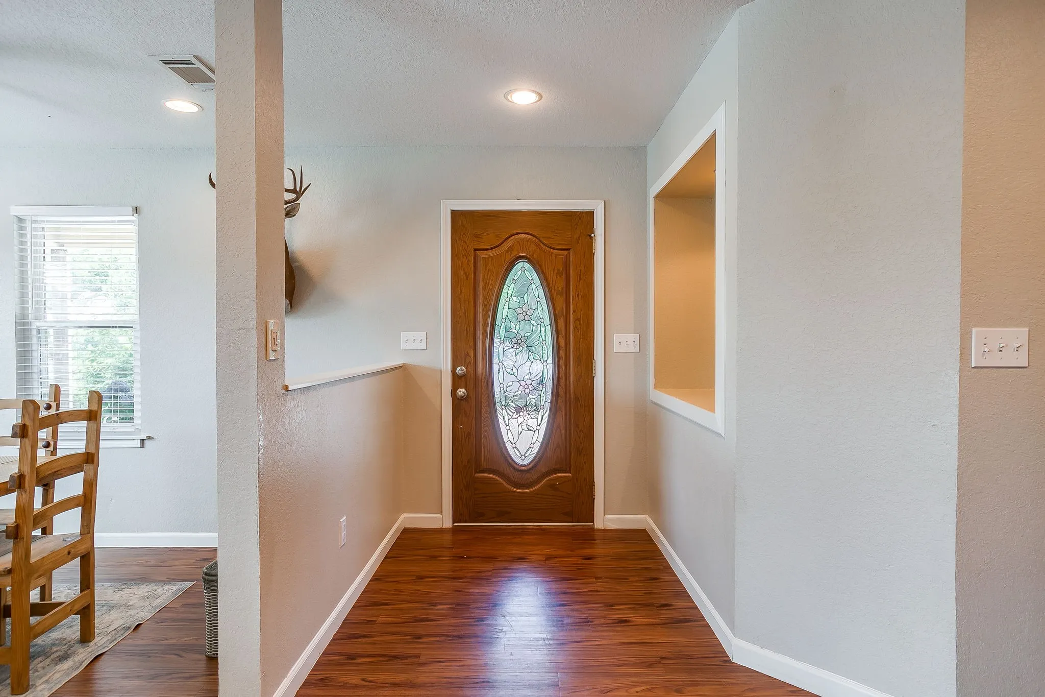 Single Family Residence For Sale in Parker County , 4435 S FM 113, Millsap, Texas 76066, 3 Bedroom, 3 Bathroom, Garage spaces, 1,820 Sqft, built in 1986, mls#21263111, Real Estate Agent in Millsap, Homes For Sale in Parker county, Homes For Sale in Millsap, Realtor in Millsap Texas, Real Estate Brokerage Independent Realty Texas, Luminita Cordes Realtor