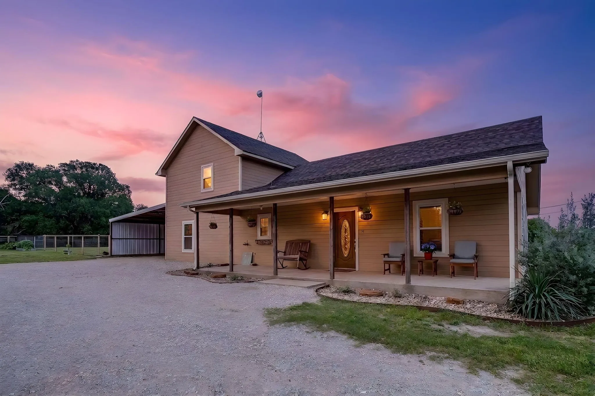 Single Family Residence For Sale in Parker County , 4435 S FM 113, Millsap, Texas 76066, 3 Bedroom, 3 Bathroom, Garage spaces, 1,820 Sqft, built in 1986, mls#21263111, Real Estate Agent in Millsap, Homes For Sale in Parker county, Homes For Sale in Millsap, Realtor in Millsap Texas, Real Estate Brokerage Independent Realty Texas, Luminita Cordes Realtor