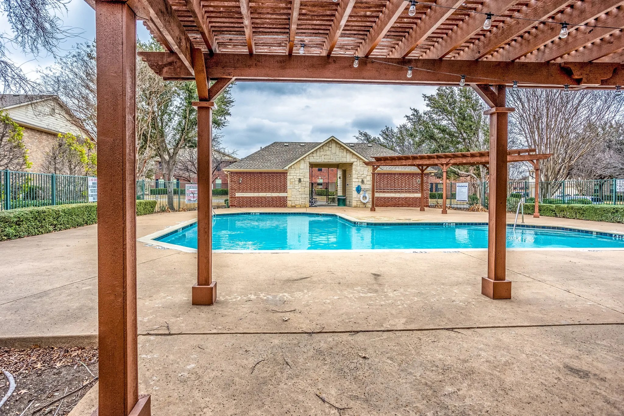 Townhouse For Sale in Dallas County , 4116 Kyndra Circle, Richardson, Texas 75082, 2 Bedrooms, 2 Bathrooms, 2 Garage spaces, 1,234 Sqft, built in 2005, Price $260,000, mls#21259962, Real Estate Agent in Richardson, Homes For Sale in Dallas county, Homes For Sale in Richardson, Realtor in Richardson Texas, Real Estate Brokerage Independent Realty Texas, Luminita Cordes Realtor