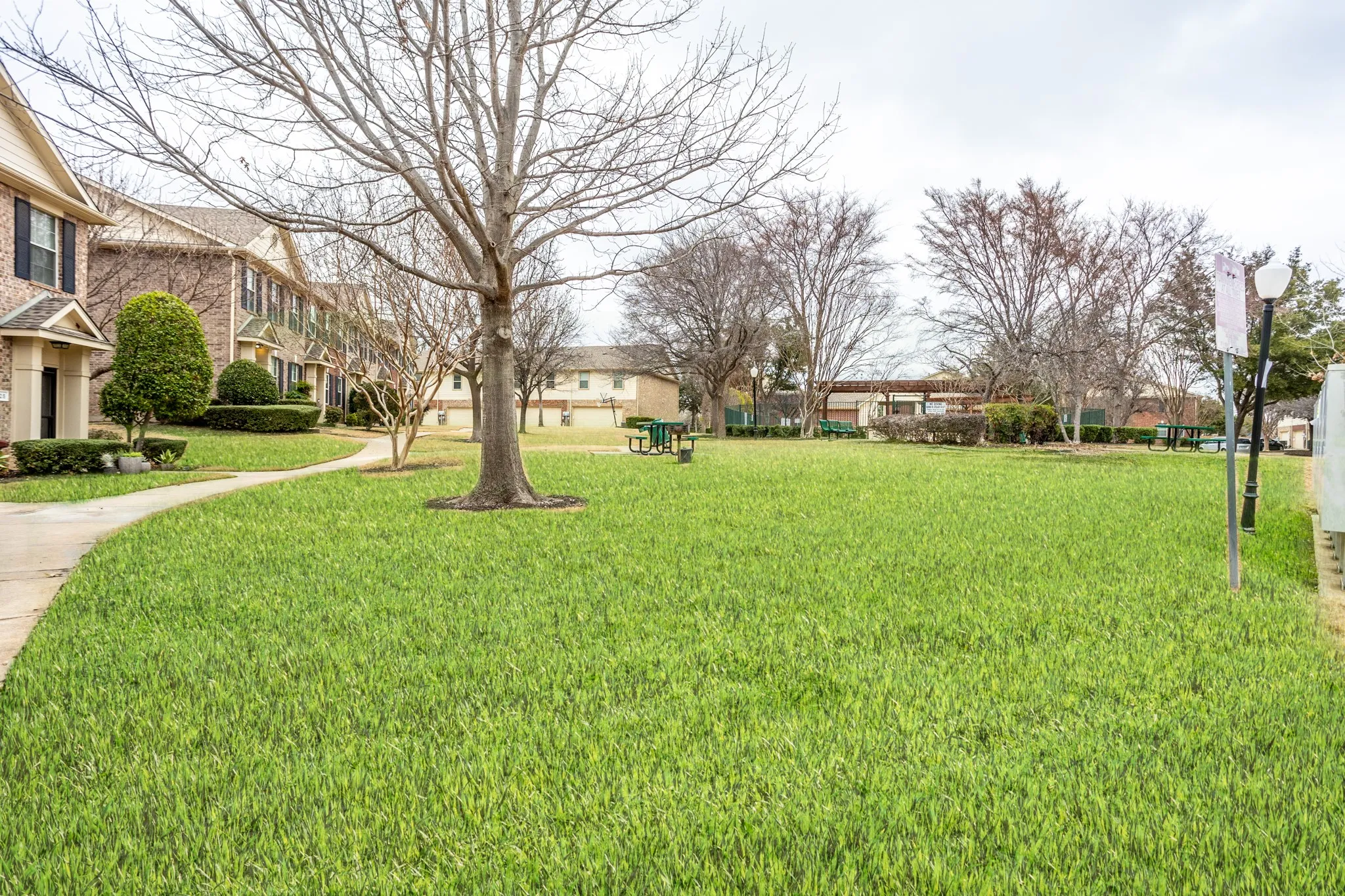 Townhouse For Sale in Dallas County , 4116 Kyndra Circle, Richardson, Texas 75082, 2 Bedrooms, 2 Bathrooms, 2 Garage spaces, 1,234 Sqft, built in 2005, Price $260,000, mls#21259962, Real Estate Agent in Richardson, Homes For Sale in Dallas county, Homes For Sale in Richardson, Realtor in Richardson Texas, Real Estate Brokerage Independent Realty Texas, Luminita Cordes Realtor