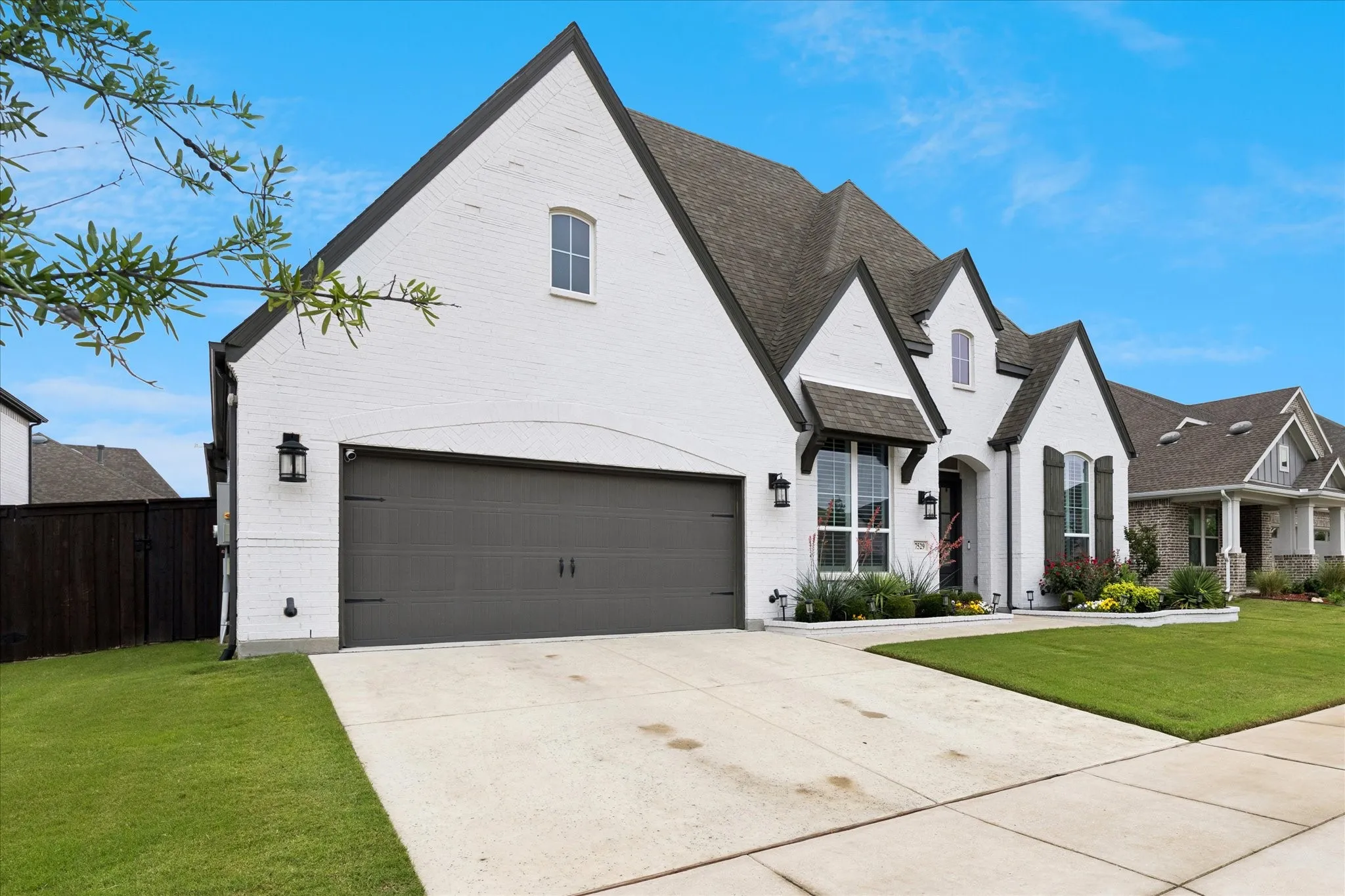 Single Family Residence For Sale in Tarrant County , 7529 Switchwood Lane, Fort Worth, Texas 76123, 4 Bedroom, 5 Bathroom, 2 Garage spaces, 3,202 Sqft, built in 2022, mls#21262951, Real Estate Agent in Fort Worth, Homes For Sale in Tarrant county, Homes For Sale in Fort Worth, Realtor in Fort Worth Texas, Real Estate Brokerage Independent Realty Texas, Luminita Cordes Realtor