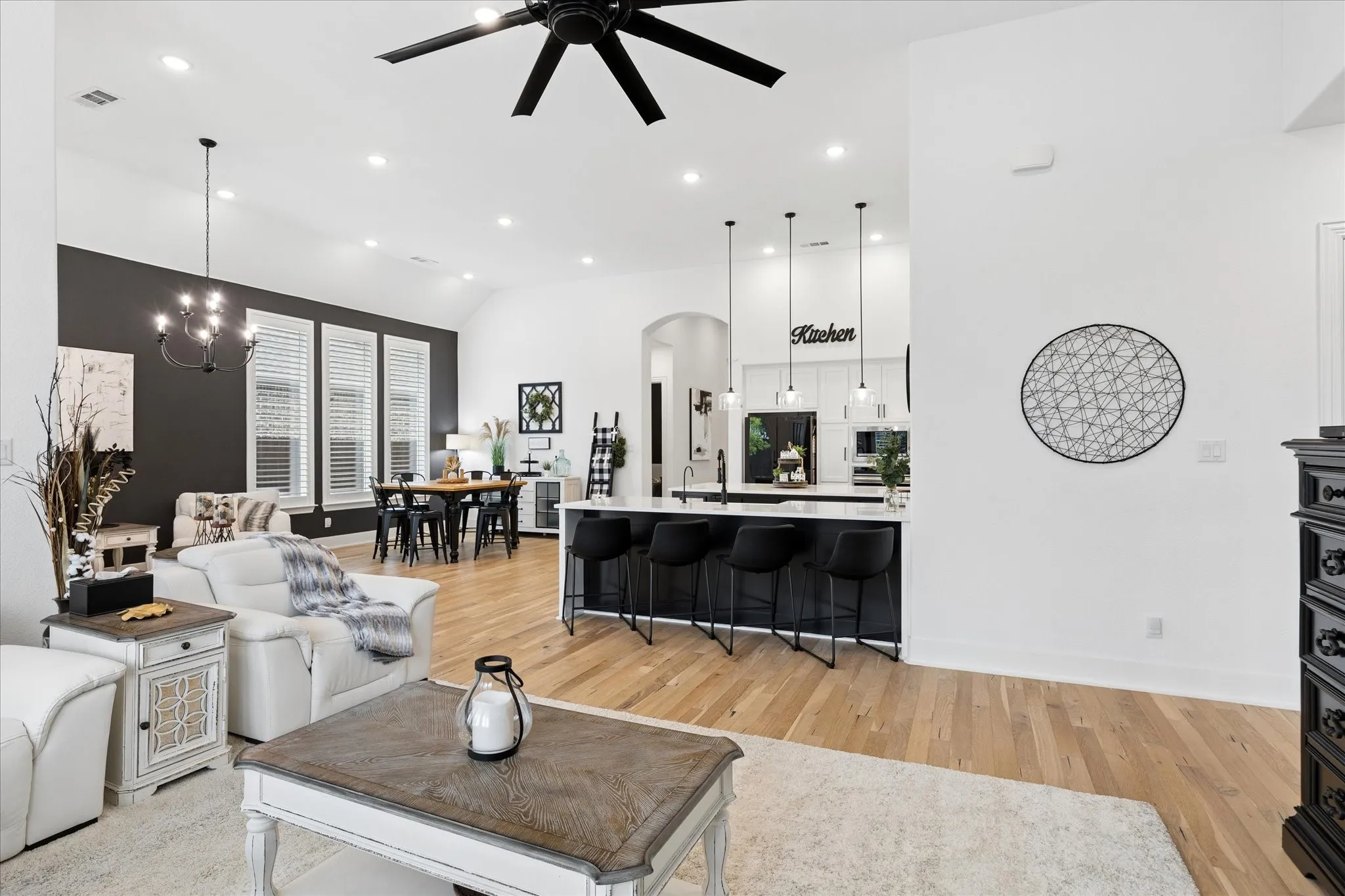 Single Family Residence For Sale in Tarrant County , 7529 Switchwood Lane, Fort Worth, Texas 76123, 4 Bedroom, 5 Bathroom, 2 Garage spaces, 3,202 Sqft, built in 2022, mls#21262951, Real Estate Agent in Fort Worth, Homes For Sale in Tarrant county, Homes For Sale in Fort Worth, Realtor in Fort Worth Texas, Real Estate Brokerage Independent Realty Texas, Luminita Cordes Realtor