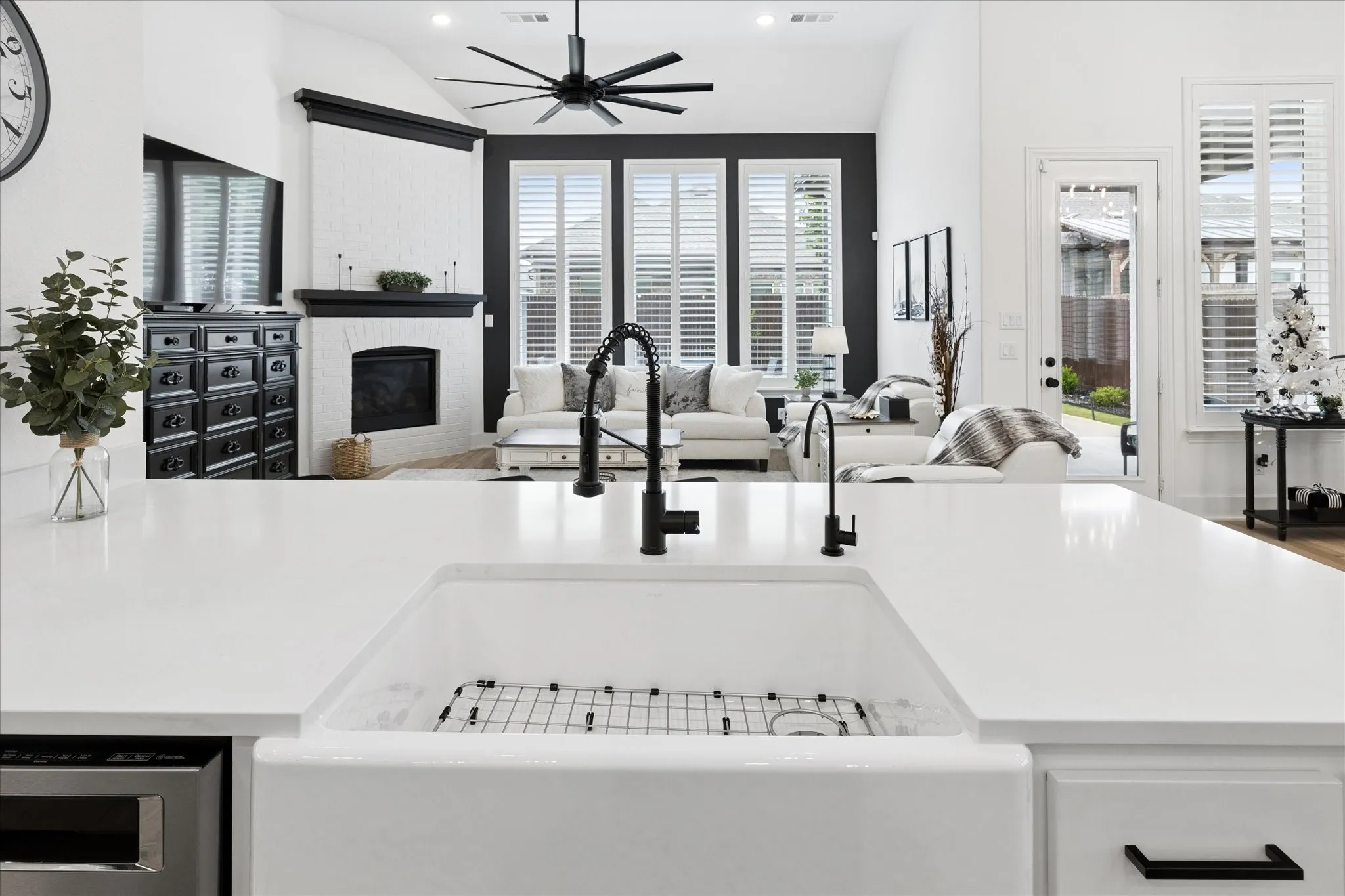 Single Family Residence For Sale in Tarrant County , 7529 Switchwood Lane, Fort Worth, Texas 76123, 4 Bedroom, 5 Bathroom, 2 Garage spaces, 3,202 Sqft, built in 2022, mls#21262951, Real Estate Agent in Fort Worth, Homes For Sale in Tarrant county, Homes For Sale in Fort Worth, Realtor in Fort Worth Texas, Real Estate Brokerage Independent Realty Texas, Luminita Cordes Realtor