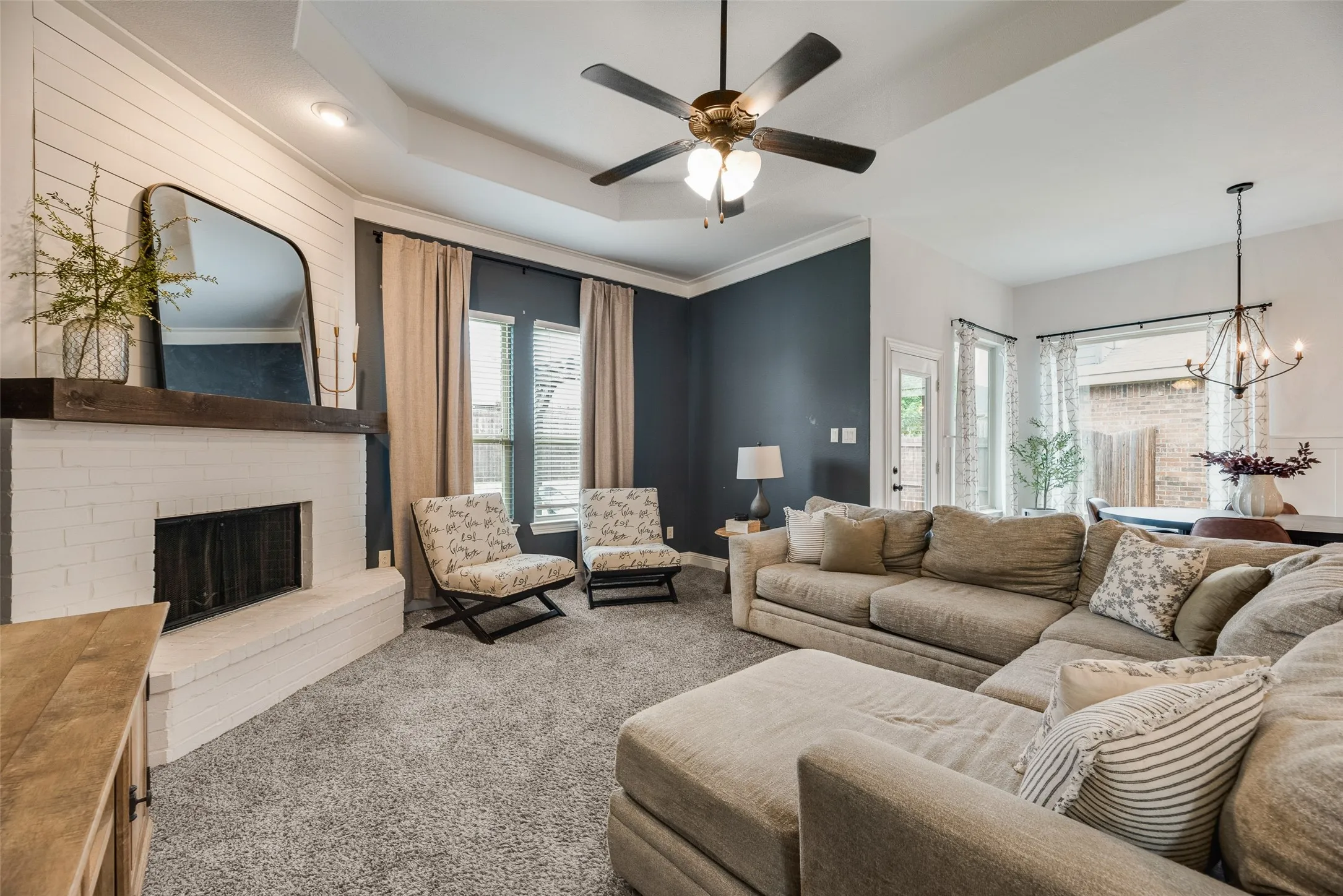 Single Family Residence For Sale in Denton County , 1305 Cheyenne Drive, Aubrey, Texas 76227, 4 Bedroom, 2 Bathroom, 2 Garage spaces, 2,033 Sqft, built in 2016, mls#21247937, Real Estate Agent in Aubrey, Homes For Sale in Denton county, Homes For Sale in Aubrey, Realtor in Aubrey Texas, Real Estate Brokerage Independent Realty Texas, Luminita Cordes Realtor