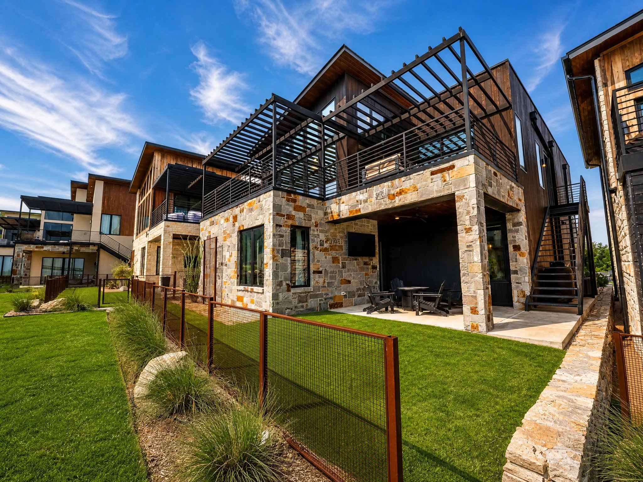 Single Family Residence For Sale in Palo Pinto County , 12 Breakwater Bend, Graford, Texas 76449, 5 Bedroom, 5 Bathroom, 1 Garage spaces, 2,604 Sqft, built in 2022, mls#21246506, Real Estate Agent in Graford, Homes For Sale in Palo Pinto county, Homes For Sale in Graford, Realtor in Graford Texas, Real Estate Brokerage Independent Realty Texas, Luminita Cordes Realtor