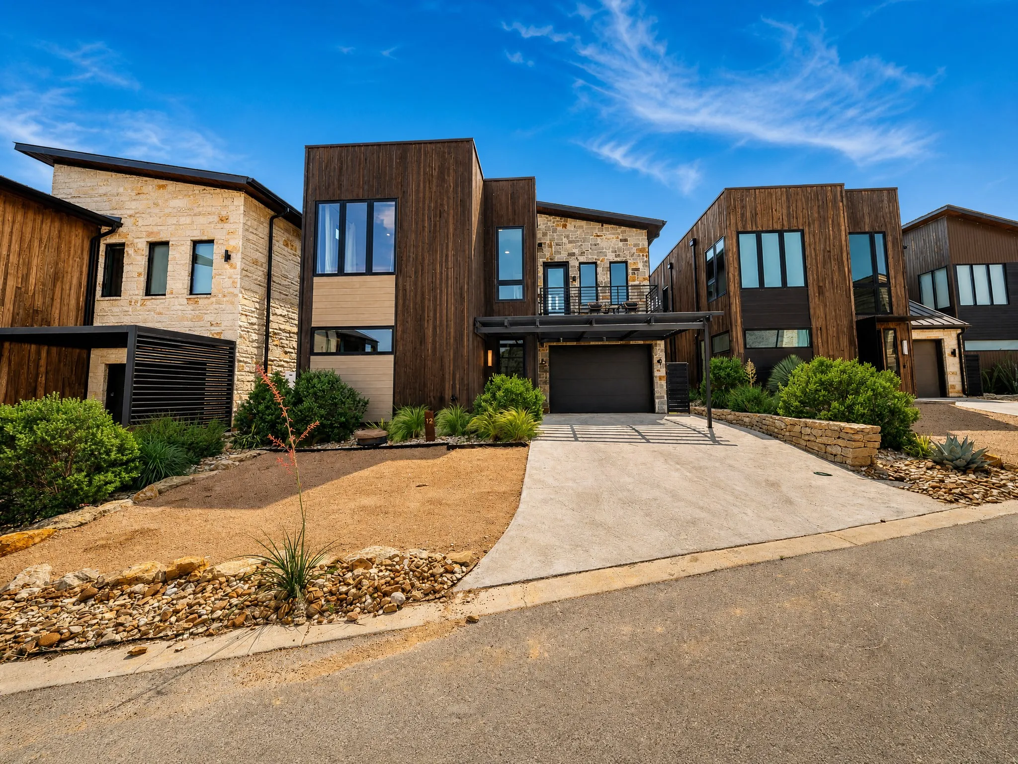 Single Family Residence For Sale in Palo Pinto County , 12 Breakwater Bend, Graford, Texas 76449, 5 Bedroom, 5 Bathroom, 1 Garage spaces, 2,604 Sqft, built in 2022, mls#21246506, Real Estate Agent in Graford, Homes For Sale in Palo Pinto county, Homes For Sale in Graford, Realtor in Graford Texas, Real Estate Brokerage Independent Realty Texas, Luminita Cordes Realtor