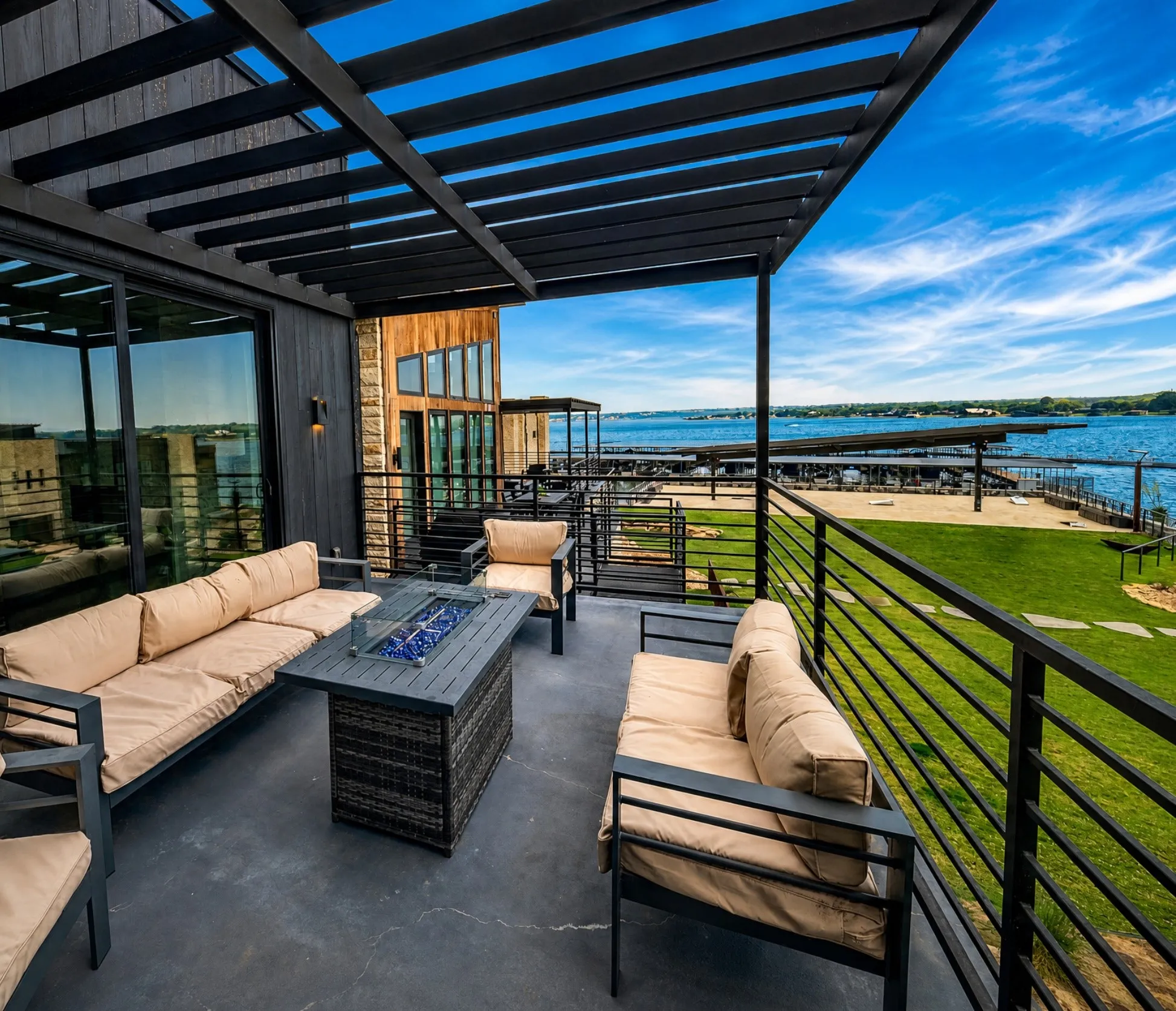 Single Family Residence For Sale in Palo Pinto County , 12 Breakwater Bend, Graford, Texas 76449, 5 Bedroom, 5 Bathroom, 1 Garage spaces, 2,604 Sqft, built in 2022, mls#21246506, Real Estate Agent in Graford, Homes For Sale in Palo Pinto county, Homes For Sale in Graford, Realtor in Graford Texas, Real Estate Brokerage Independent Realty Texas, Luminita Cordes Realtor