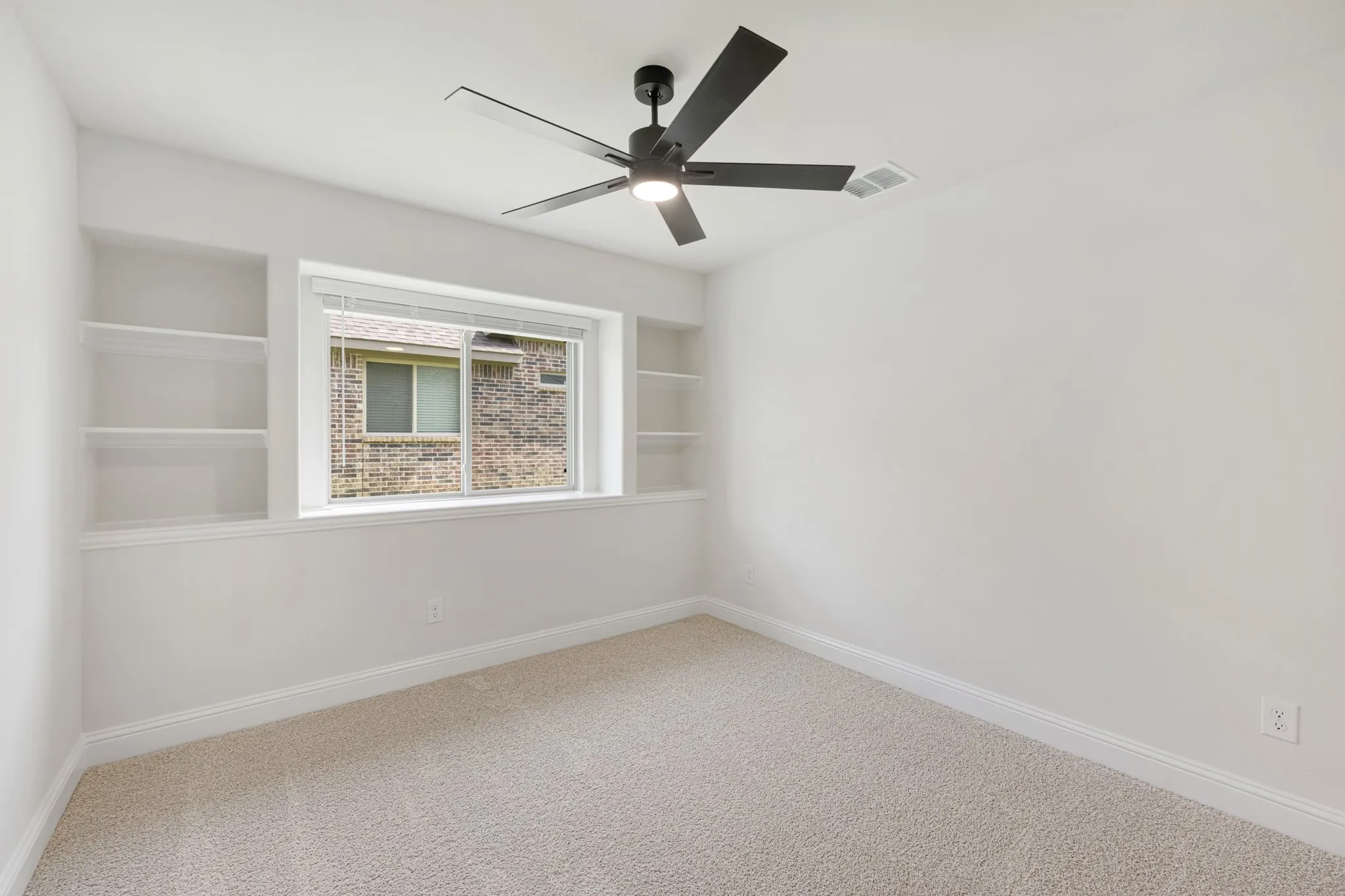 Single Family Residence For Sale in Johnson County , 215 Seminole Trail, Alvarado, Texas 76009, 4 Bedroom, 3 Bathroom, 2 Garage spaces, 2,333 Sqft, built in 2026, mls#21263321, Real Estate Agent in Alvarado, Homes For Sale in Johnson county, Homes For Sale in Alvarado, Realtor in Alvarado Texas, Real Estate Brokerage Independent Realty Texas, Luminita Cordes Realtor