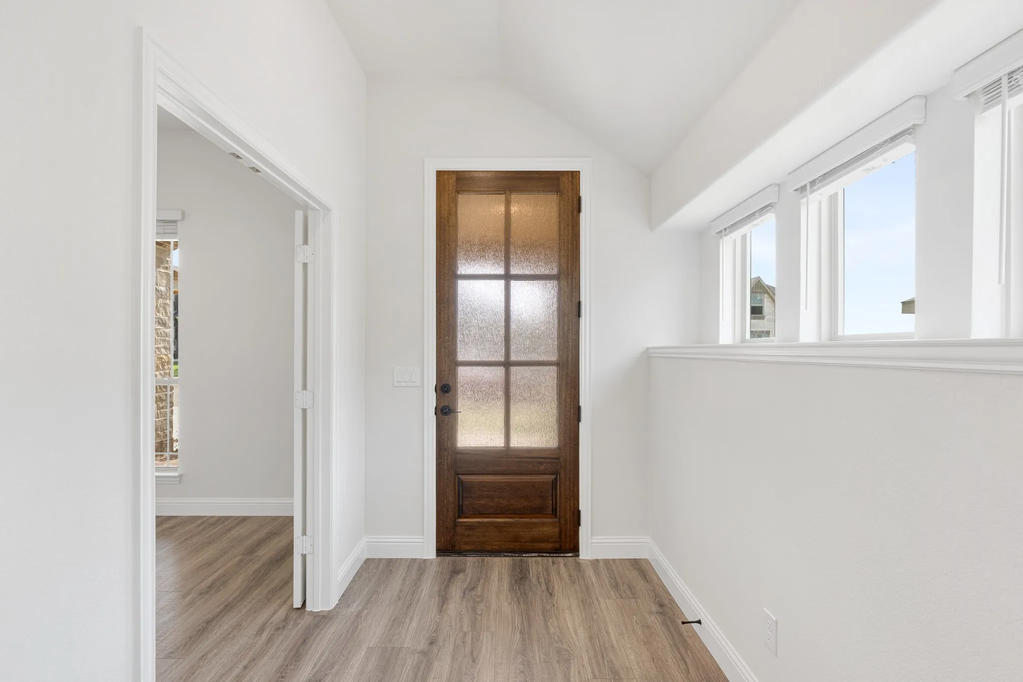 Single Family Residence For Sale in Johnson County , 215 Seminole Trail, Alvarado, Texas 76009, 4 Bedroom, 3 Bathroom, 2 Garage spaces, 2,333 Sqft, built in 2026, mls#21263321, Real Estate Agent in Alvarado, Homes For Sale in Johnson county, Homes For Sale in Alvarado, Realtor in Alvarado Texas, Real Estate Brokerage Independent Realty Texas, Luminita Cordes Realtor