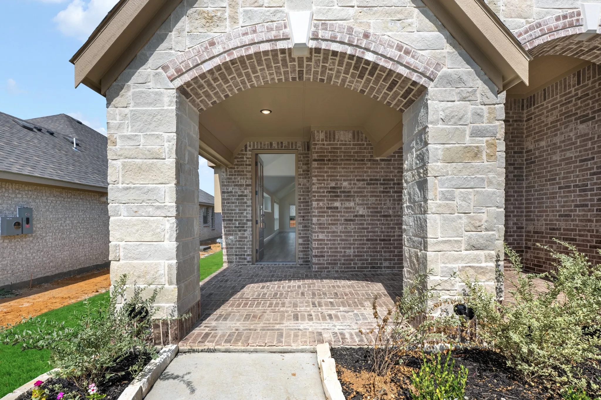 Single Family Residence For Sale in Johnson County , 215 Seminole Trail, Alvarado, Texas 76009, 4 Bedroom, 3 Bathroom, 2 Garage spaces, 2,333 Sqft, built in 2026, mls#21263321, Real Estate Agent in Alvarado, Homes For Sale in Johnson county, Homes For Sale in Alvarado, Realtor in Alvarado Texas, Real Estate Brokerage Independent Realty Texas, Luminita Cordes Realtor