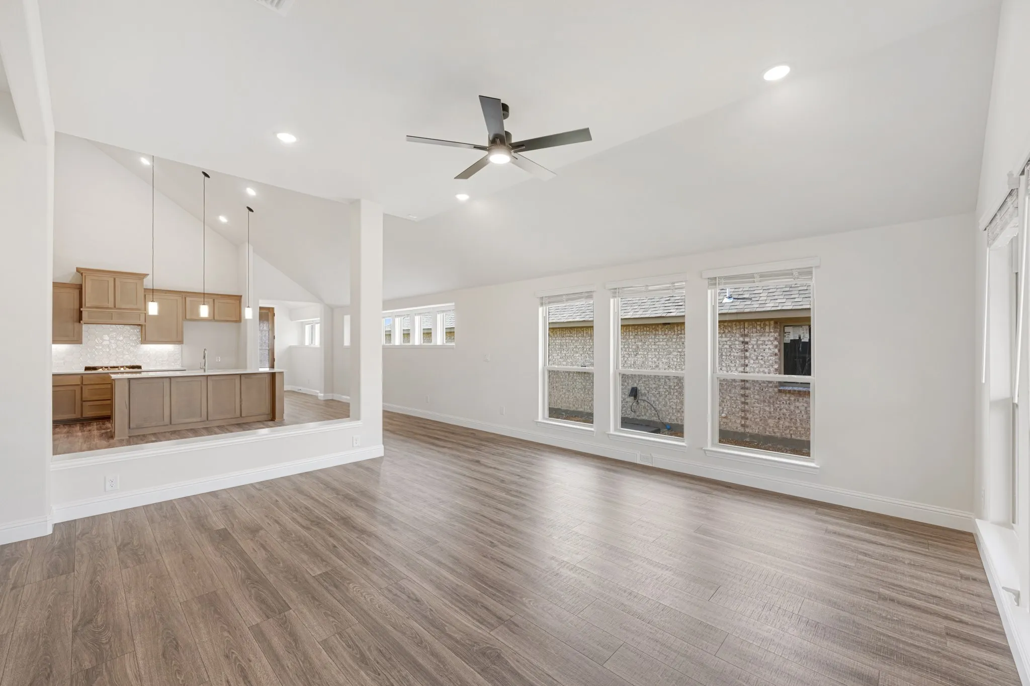 Single Family Residence For Sale in Johnson County , 215 Seminole Trail, Alvarado, Texas 76009, 4 Bedroom, 3 Bathroom, 2 Garage spaces, 2,333 Sqft, built in 2026, mls#21263321, Real Estate Agent in Alvarado, Homes For Sale in Johnson county, Homes For Sale in Alvarado, Realtor in Alvarado Texas, Real Estate Brokerage Independent Realty Texas, Luminita Cordes Realtor
