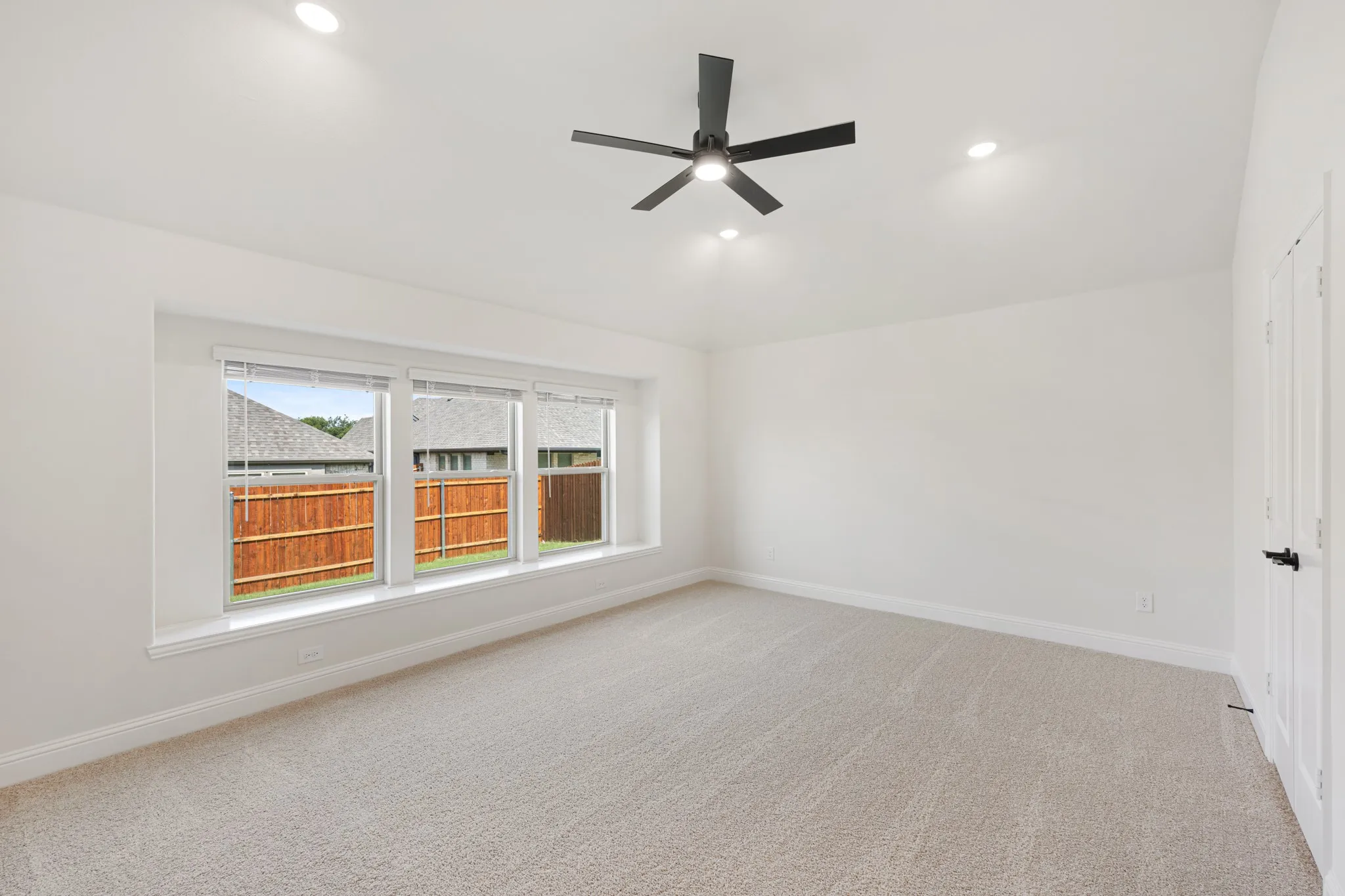 Single Family Residence For Sale in Johnson County , 215 Seminole Trail, Alvarado, Texas 76009, 4 Bedroom, 3 Bathroom, 2 Garage spaces, 2,333 Sqft, built in 2026, mls#21263321, Real Estate Agent in Alvarado, Homes For Sale in Johnson county, Homes For Sale in Alvarado, Realtor in Alvarado Texas, Real Estate Brokerage Independent Realty Texas, Luminita Cordes Realtor