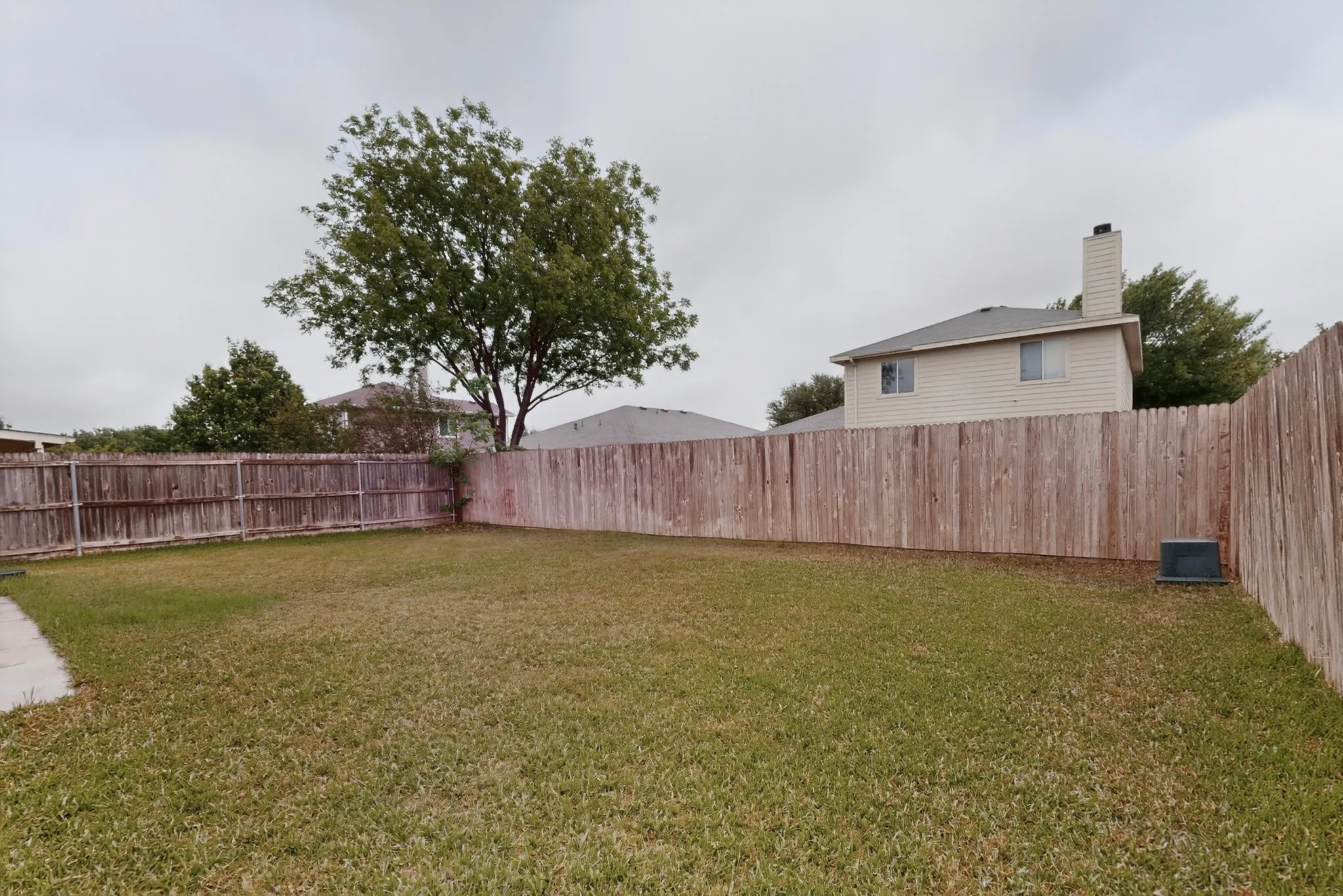 Single Family Residence For Sale in Tarrant County , 4328 Tranquility Drive, Fort Worth, Texas 76244, 4 Bedroom, 3 Bathroom, 2 Garage spaces, 2,640 Sqft, built in 2006, mls#21259089, Real Estate Agent in Fort Worth, Homes For Sale in Tarrant county, Homes For Sale in Fort Worth, Realtor in Fort Worth Texas, Real Estate Brokerage Independent Realty Texas, Luminita Cordes Realtor