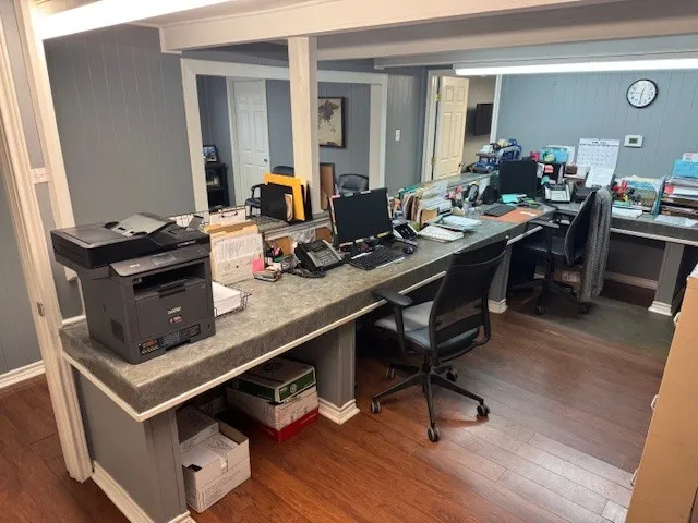 Retail For Sale in Anderson County , 412 E Spring Street, Palestine, Texas 75801, 0, 0, Garage spaces, 0 Sqft, built in 1988, mls#21263341, Real Estate Agent in Palestine, Homes For Sale in Anderson county, Homes For Sale in Palestine, Realtor in Palestine Texas, Real Estate Brokerage Independent Realty Texas, Luminita Cordes Realtor