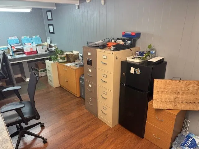 Retail For Sale in Anderson County , 412 E Spring Street, Palestine, Texas 75801, 0, 0, Garage spaces, 0 Sqft, built in 1988, mls#21263341, Real Estate Agent in Palestine, Homes For Sale in Anderson county, Homes For Sale in Palestine, Realtor in Palestine Texas, Real Estate Brokerage Independent Realty Texas, Luminita Cordes Realtor