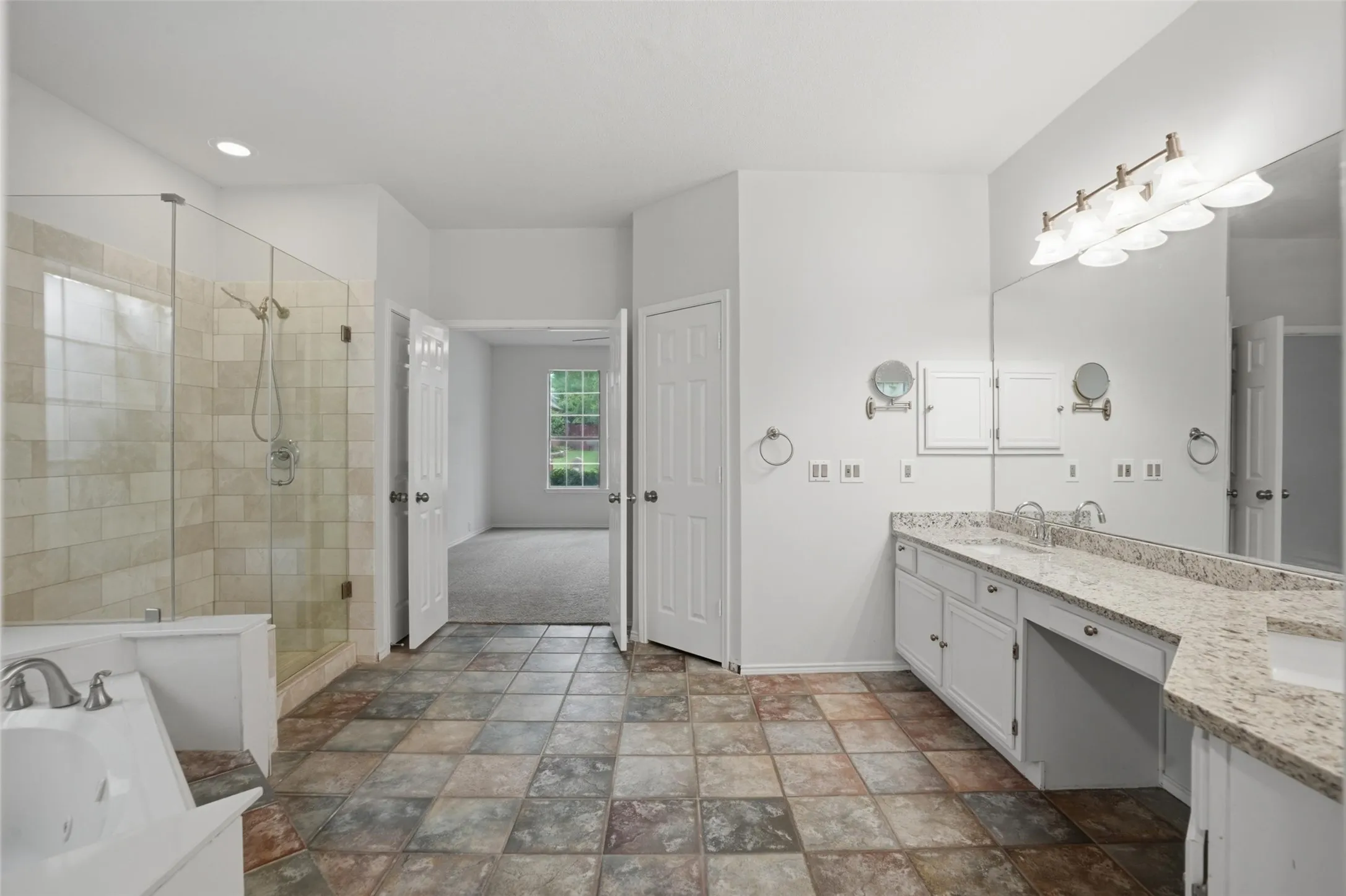 Single Family Residence For Sale in Collin County , 8812 Smokey Drive, Plano, Texas 75025, 5 Bedroom, 4 Bathroom, 2 Garage spaces, 4,063 Sqft, built in 1993, mls#21256799, Real Estate Agent in Plano, Homes For Sale in Collin county, Homes For Sale in Plano, Realtor in Plano Texas, Real Estate Brokerage Independent Realty Texas, Luminita Cordes Realtor