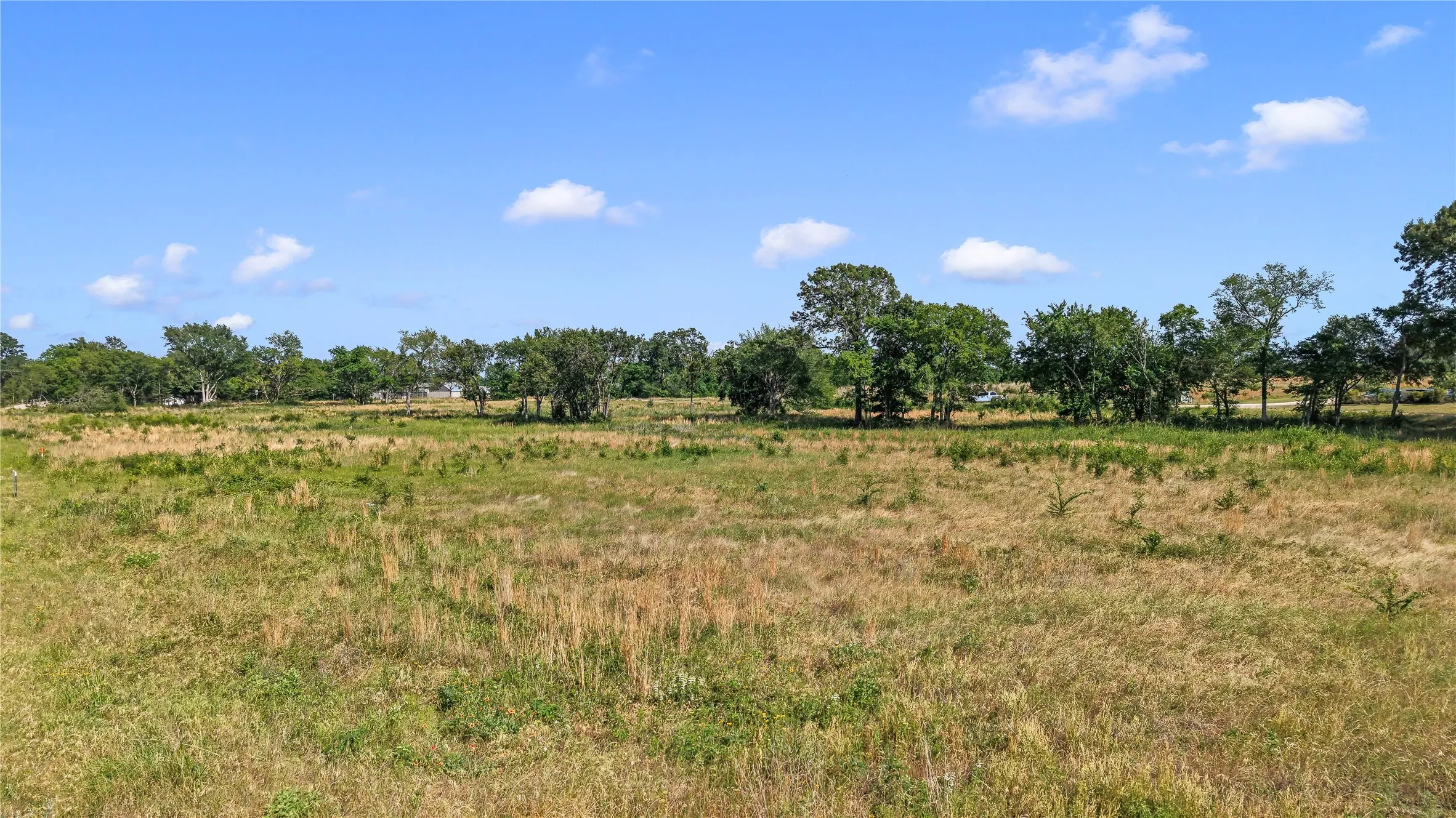 view from Loop 7 exit and Commons Drive entrance