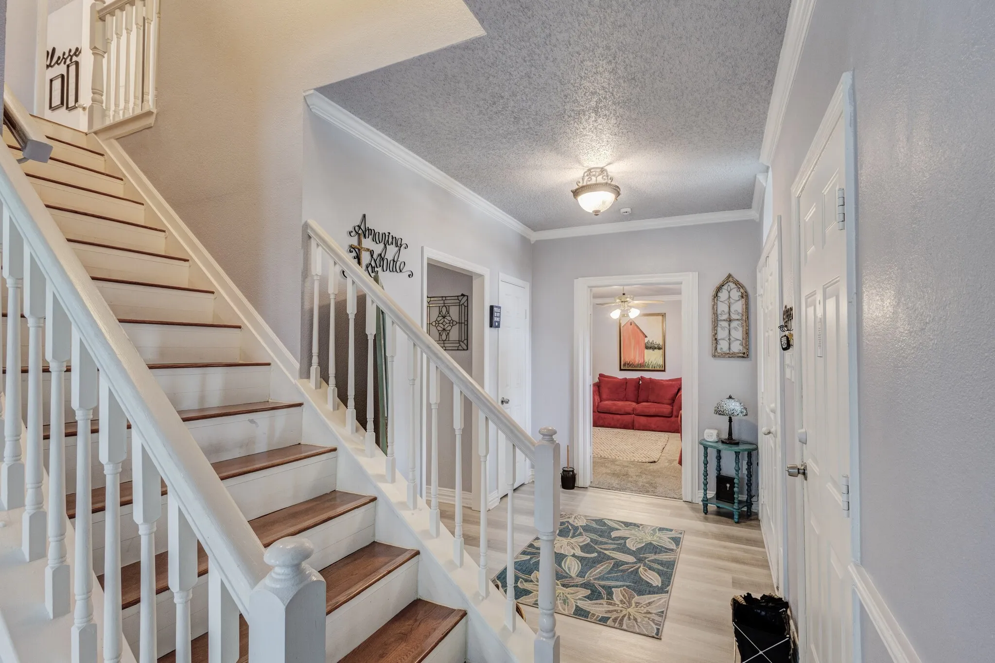 Single Family Residence For Sale in Tarrant County , 7333 Mesa Verde Trail, Fort Worth, Texas 76137, 5 Bedroom, 3 Bathroom, 2 Garage spaces, 2,478 Sqft, built in 1990, mls#21242525, Real Estate Agent in Fort Worth, Homes For Sale in Tarrant county, Homes For Sale in Fort Worth, Realtor in Fort Worth Texas, Real Estate Brokerage Independent Realty Texas, Luminita Cordes Realtor