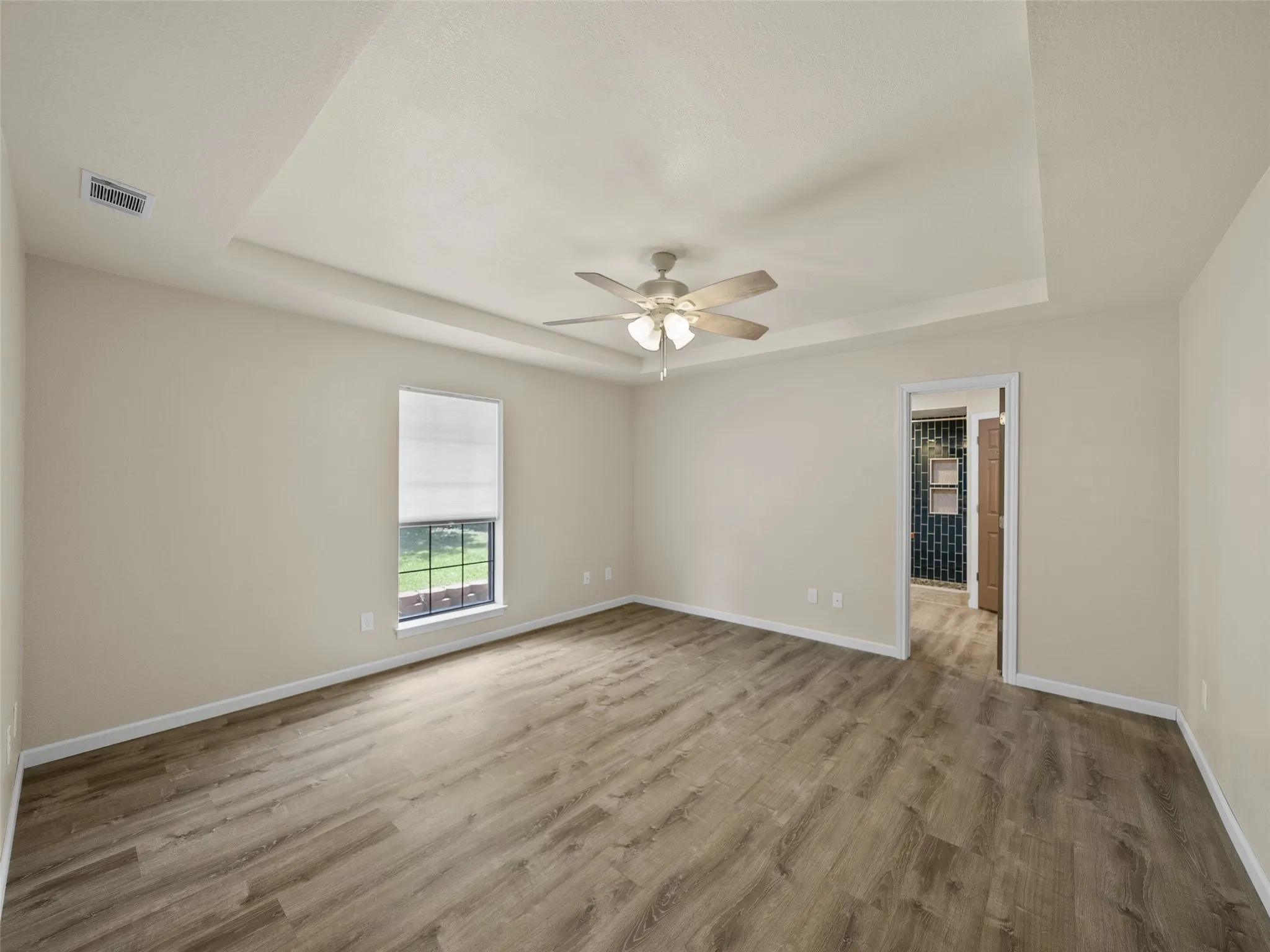 Single Family Residence For Sale in Collin County , 4100 Emerson Drive, Plano, Texas 75093, 3 Bedroom, 2 Bathroom, 2 Garage spaces, 1,917 Sqft, built in 1983, mls#21263180, Real Estate Agent in Plano, Homes For Sale in Collin county, Homes For Sale in Plano, Realtor in Plano Texas, Real Estate Brokerage Independent Realty Texas, Luminita Cordes Realtor