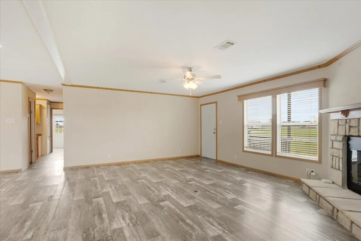 Mobile Home For Sale in Hunt County , 8791 County Road 1143, Celeste, Texas 75423, 3 Bedroom, 2 Bathroom, Garage spaces, 1,792 Sqft, built in 2018, mls#21262682, Real Estate Agent in Celeste, Homes For Sale in Hunt county, Homes For Sale in Celeste, Realtor in Celeste Texas, Real Estate Brokerage Independent Realty Texas, Luminita Cordes Realtor