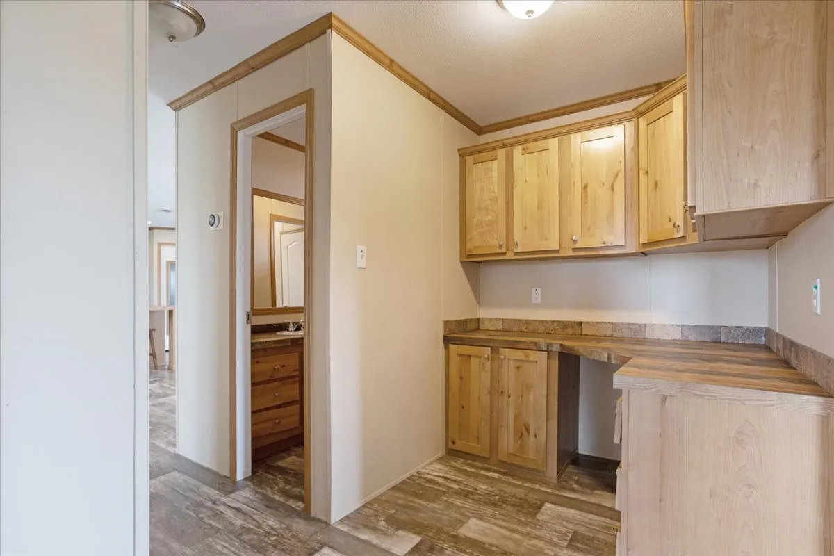 Mobile Home For Sale in Hunt County , 8791 County Road 1143, Celeste, Texas 75423, 3 Bedroom, 2 Bathroom, Garage spaces, 1,792 Sqft, built in 2018, mls#21262682, Real Estate Agent in Celeste, Homes For Sale in Hunt county, Homes For Sale in Celeste, Realtor in Celeste Texas, Real Estate Brokerage Independent Realty Texas, Luminita Cordes Realtor