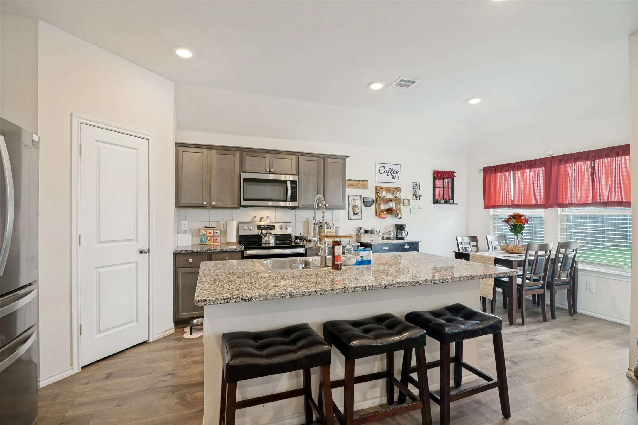 Single Family Residence For Sale in Collin County , 732 Meadow Creek Lane, Josephine, Texas 75189, 3 Bedroom, 2 Bathroom, 2 Garage spaces, 1,310 Sqft, built in 2020, Price $237,500, mls#21263269, Real Estate Agent in Josephine, Homes For Sale in Collin county, Homes For Sale in Josephine, Realtor in Josephine Texas, Real Estate Brokerage Independent Realty Texas, Luminita Cordes Realtor