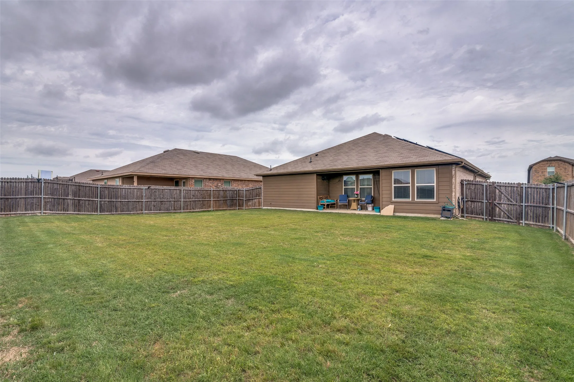 Single Family Residence For Sale in Collin County , 732 Meadow Creek Lane, Josephine, Texas 75189, 3 Bedroom, 2 Bathroom, 2 Garage spaces, 1,310 Sqft, built in 2020, Price $237,500, mls#21263269, Real Estate Agent in Josephine, Homes For Sale in Collin county, Homes For Sale in Josephine, Realtor in Josephine Texas, Real Estate Brokerage Independent Realty Texas, Luminita Cordes Realtor