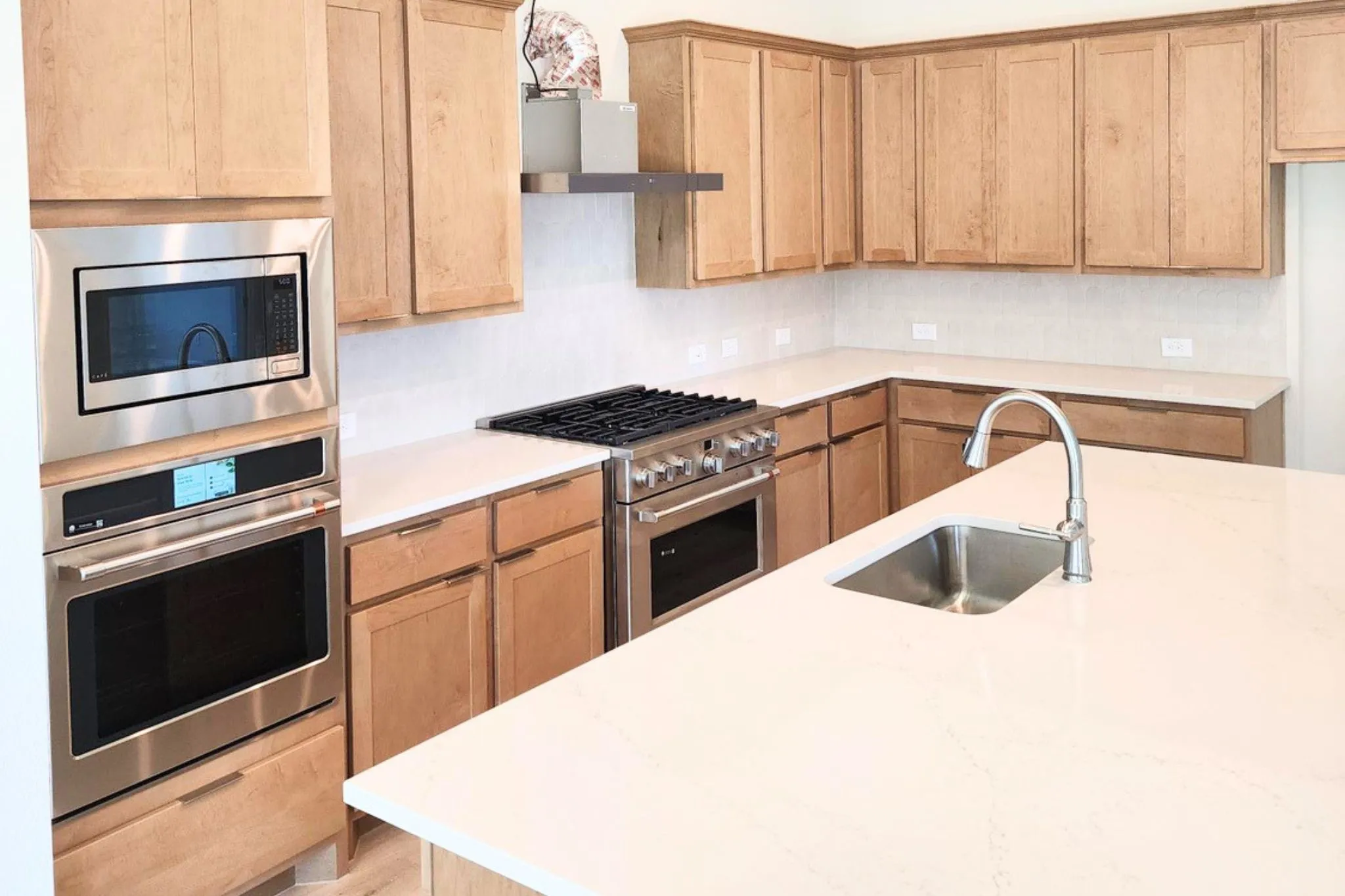 Single Family Residence For Sale in Parker County , 1633 Oak Trail Drive, Fort Worth, Texas 76008, 4 Bedroom, 3 Bathroom, 3 Garage spaces, 2,813 Sqft, built in 2026, mls#21263431, Real Estate Agent in Fort Worth, Homes For Sale in Parker county, Homes For Sale in Fort Worth, Realtor in Fort Worth Texas, Real Estate Brokerage Independent Realty Texas, Luminita Cordes Realtor