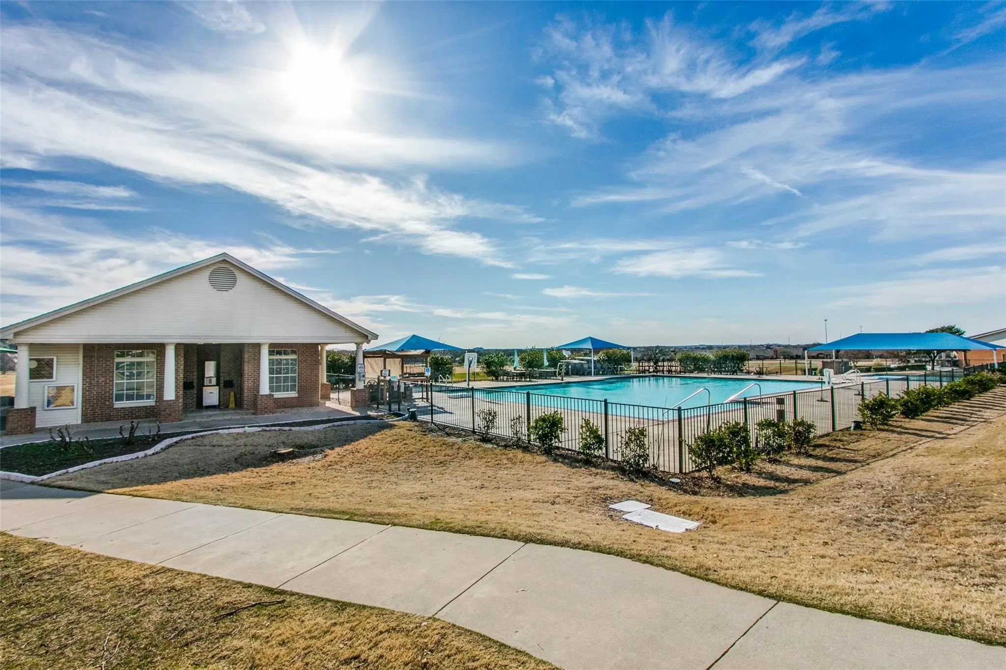 Single Family Residence For Sale in Denton County , 6820 Algarve Drive, Denton, Texas 76210, 3 Bedroom, 2 Bathroom, 2 Garage spaces, 2,015 Sqft, built in 2006, mls#21260841, Real Estate Agent in Denton, Homes For Sale in Denton county, Homes For Sale in Denton, Realtor in Denton Texas, Real Estate Brokerage Independent Realty Texas, Luminita Cordes Realtor