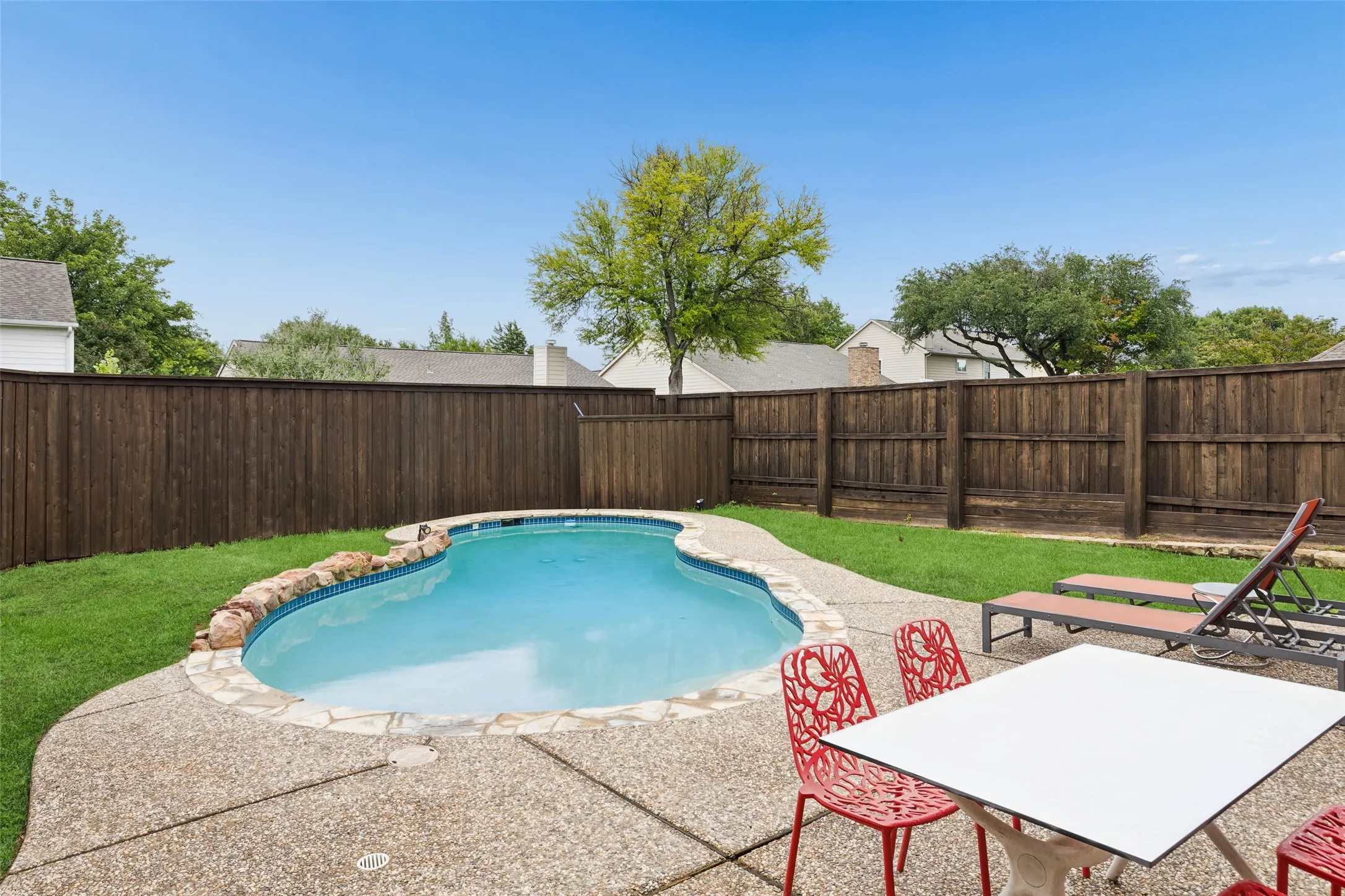 Single Family Residence For Sale in Collin County , 4021 Carmichael Drive, Plano, Texas 75024, 4 Bedroom, 3 Bathroom, 2 Garage spaces, 3,358 Sqft, built in 1993, mls#21256324, Real Estate Agent in Plano, Homes For Sale in Collin county, Homes For Sale in Plano, Realtor in Plano Texas, Real Estate Brokerage Independent Realty Texas, Luminita Cordes Realtor