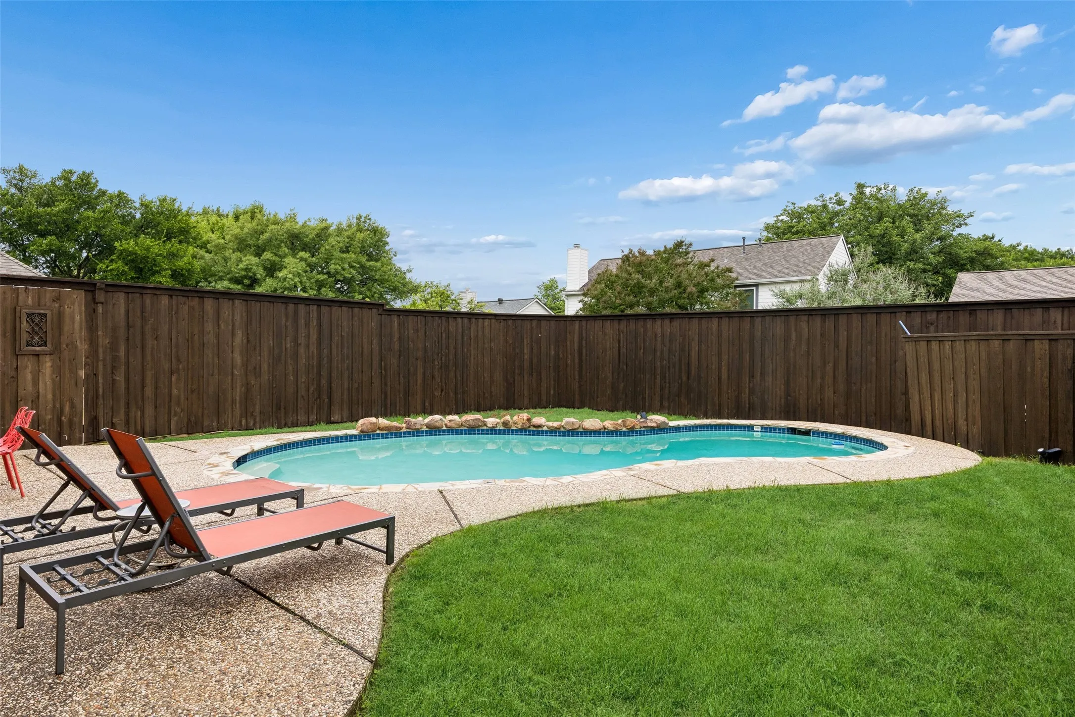 Single Family Residence For Sale in Collin County , 4021 Carmichael Drive, Plano, Texas 75024, 4 Bedroom, 3 Bathroom, 2 Garage spaces, 3,358 Sqft, built in 1993, mls#21256324, Real Estate Agent in Plano, Homes For Sale in Collin county, Homes For Sale in Plano, Realtor in Plano Texas, Real Estate Brokerage Independent Realty Texas, Luminita Cordes Realtor