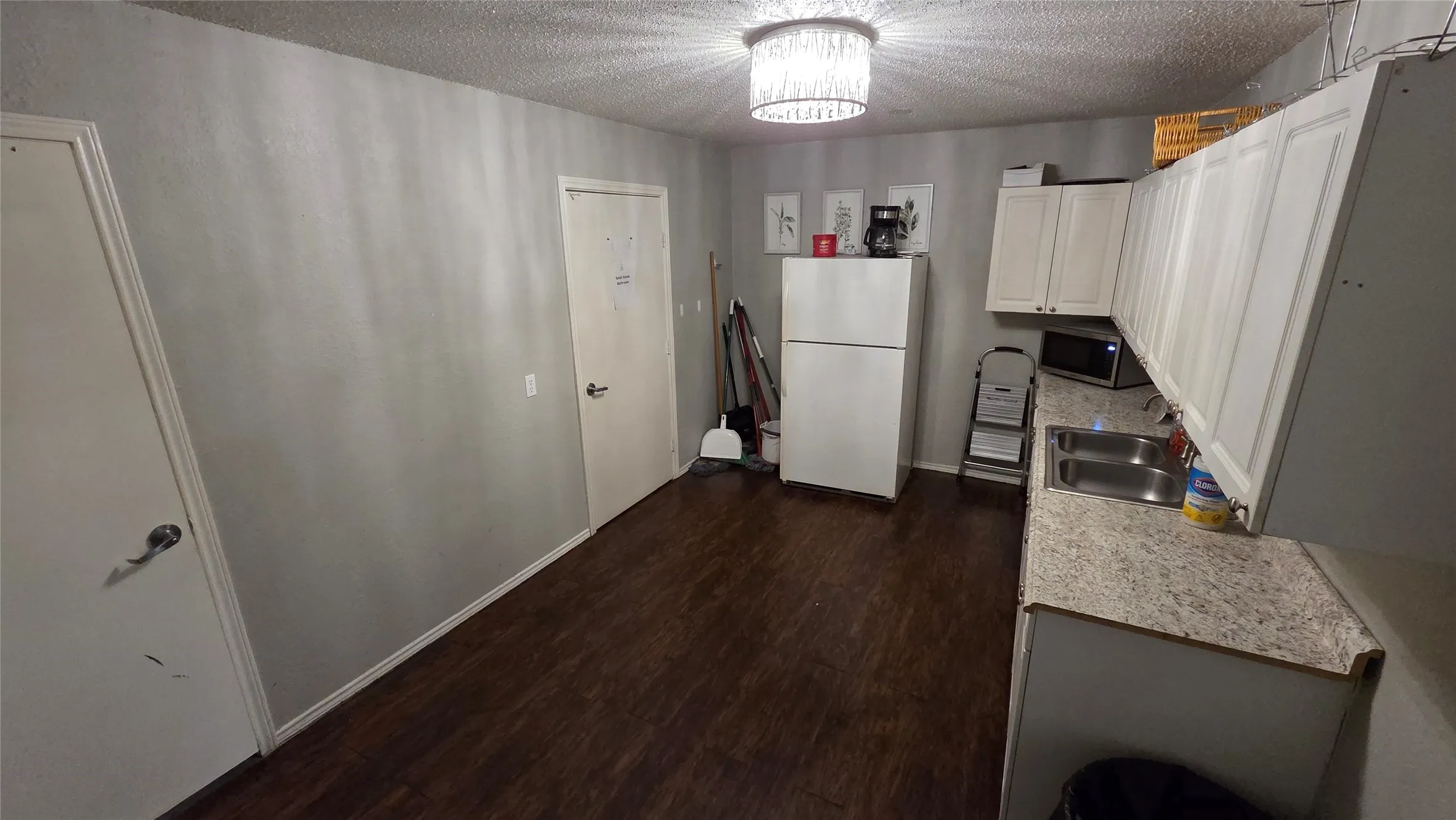 Warehouse For Sale in Tarrant County , 1791 Highway 1187, Mansfield, Texas 76063, 0, 0, Garage spaces, 0 Sqft, built in 1989, Price $595,000, mls#21263576, Real Estate Agent in Mansfield, Homes For Sale in Tarrant county, Homes For Sale in Mansfield, Realtor in Mansfield Texas, Real Estate Brokerage Independent Realty Texas, Luminita Cordes Realtor