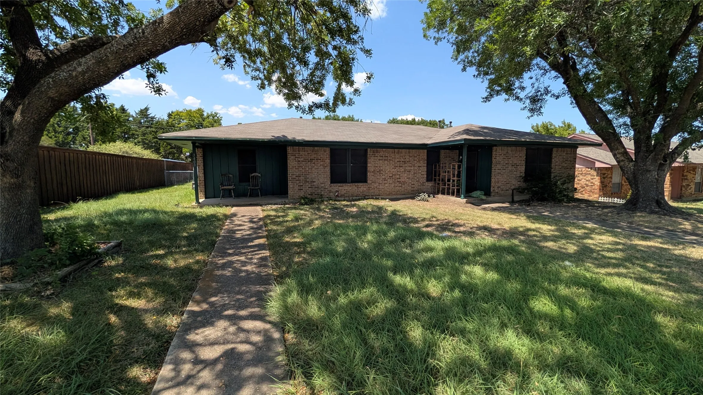 Duplex For Rent